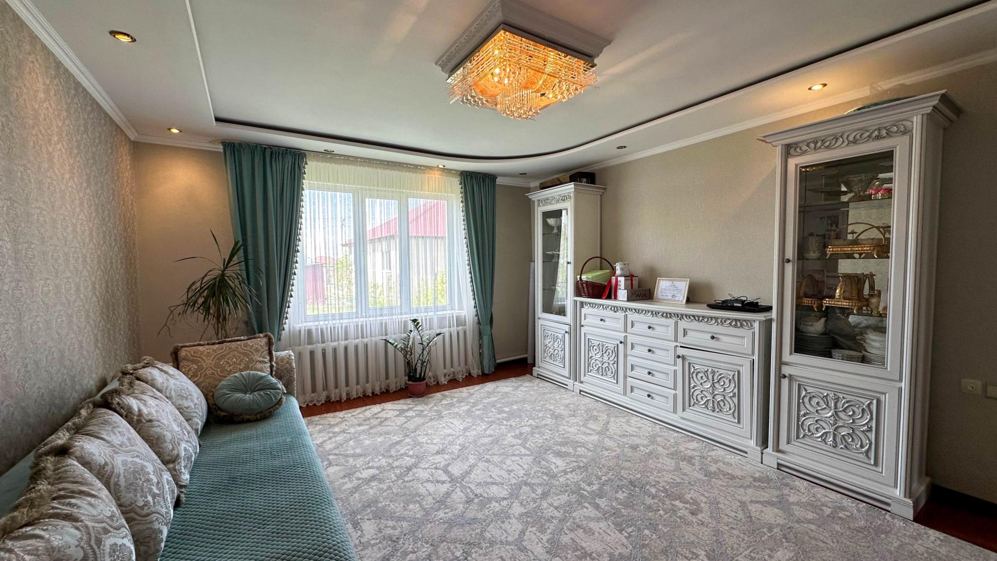 5-комнантный квартира, 95.2 м²,ЖасуланЖексембекова за 21 000 000