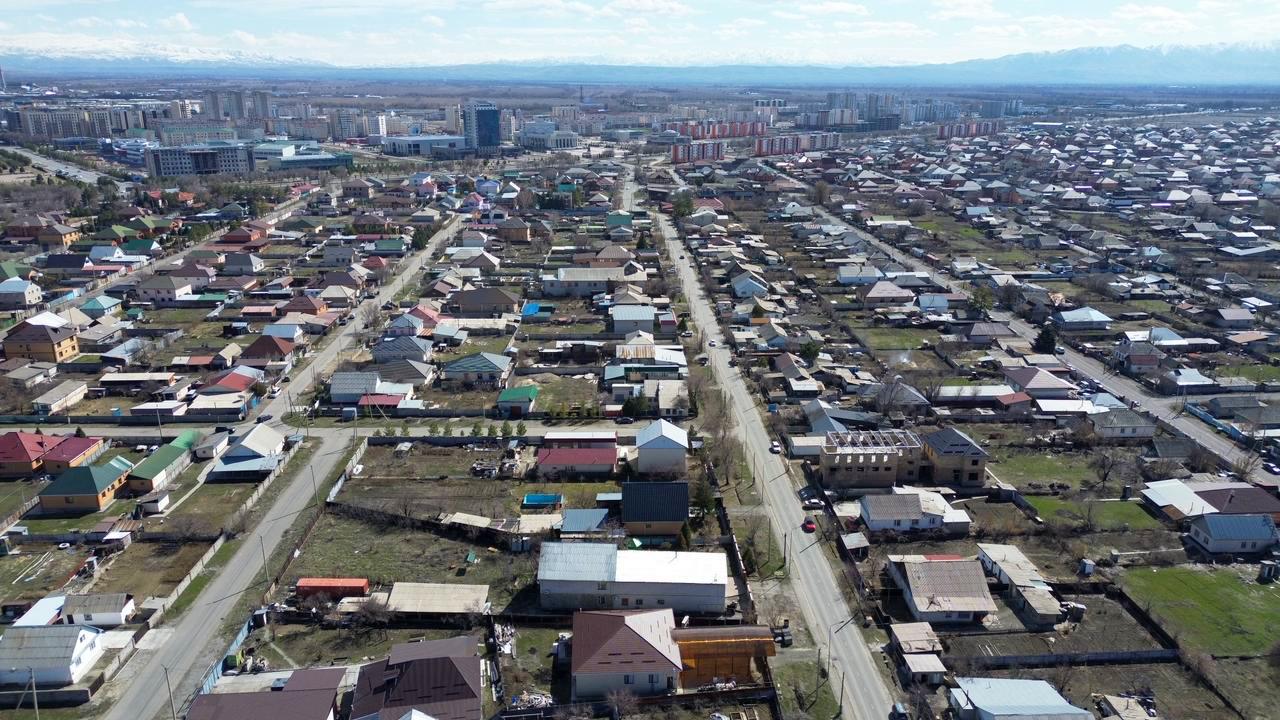 4-комнантный квартира, 90.0 м²,Кадыржанова за 33 000 000