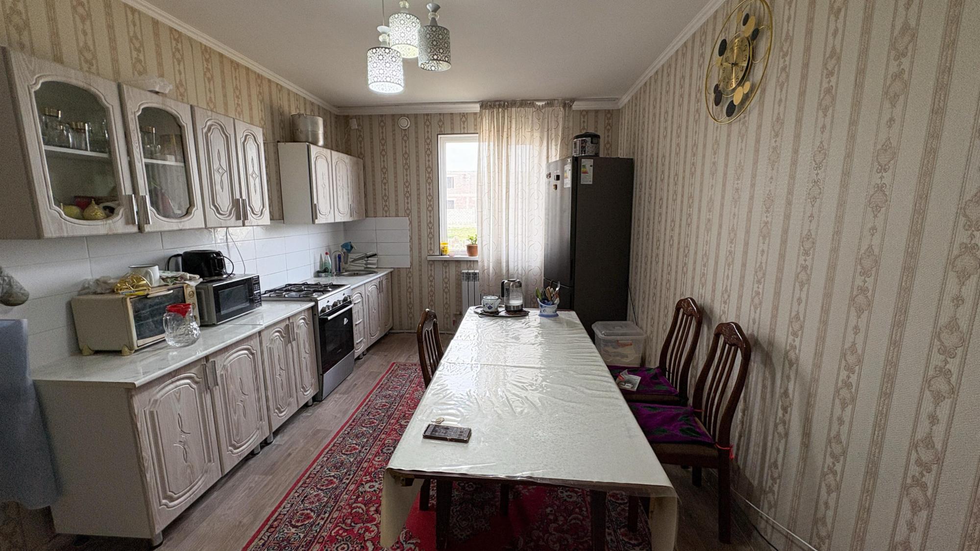 5-комнантный квартира, 120.0 м²,Байтурсынова за 25 000 000