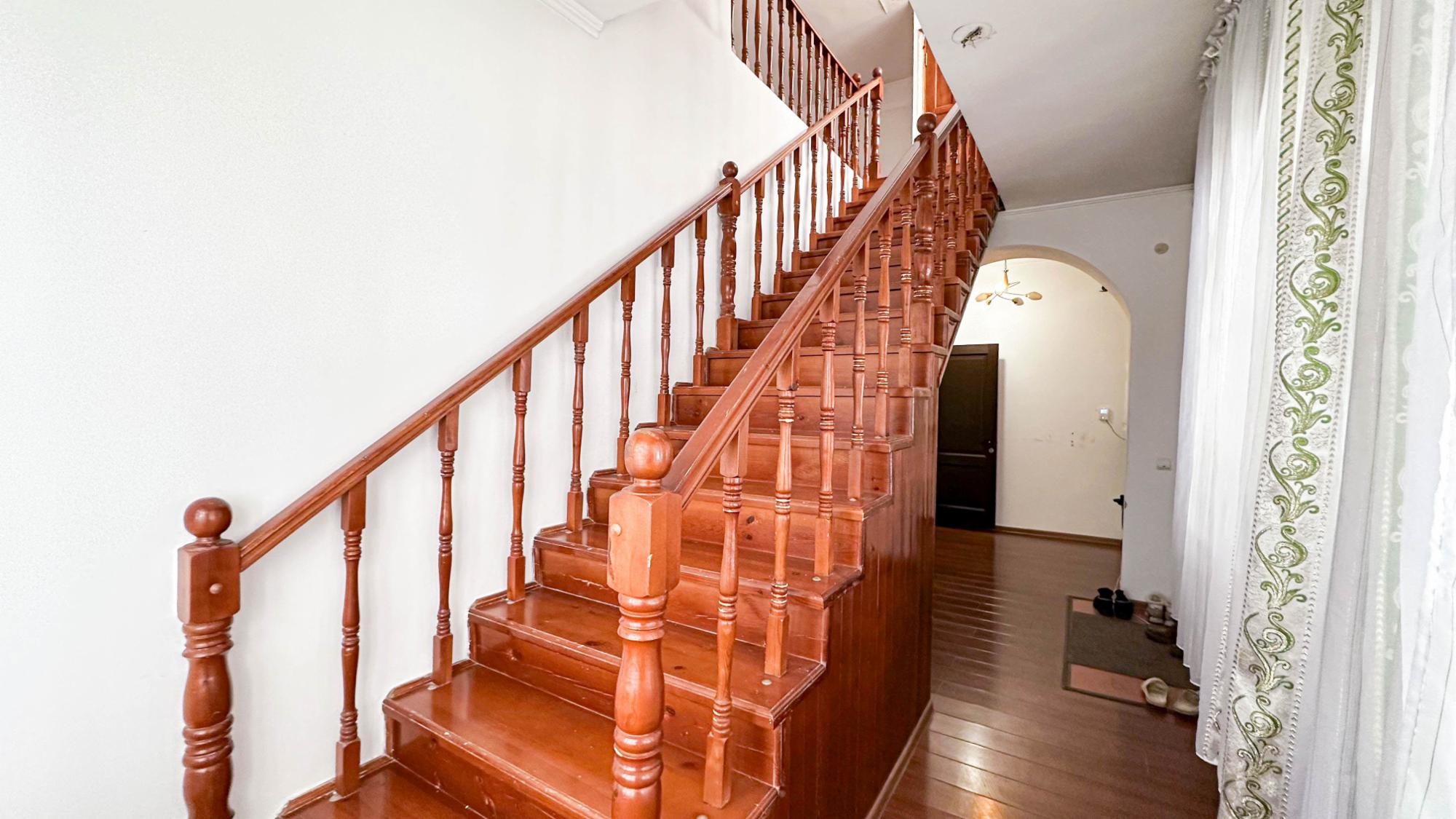 10-комнантный квартира, 410.0 м²,мкр Жастар за 52 000 000