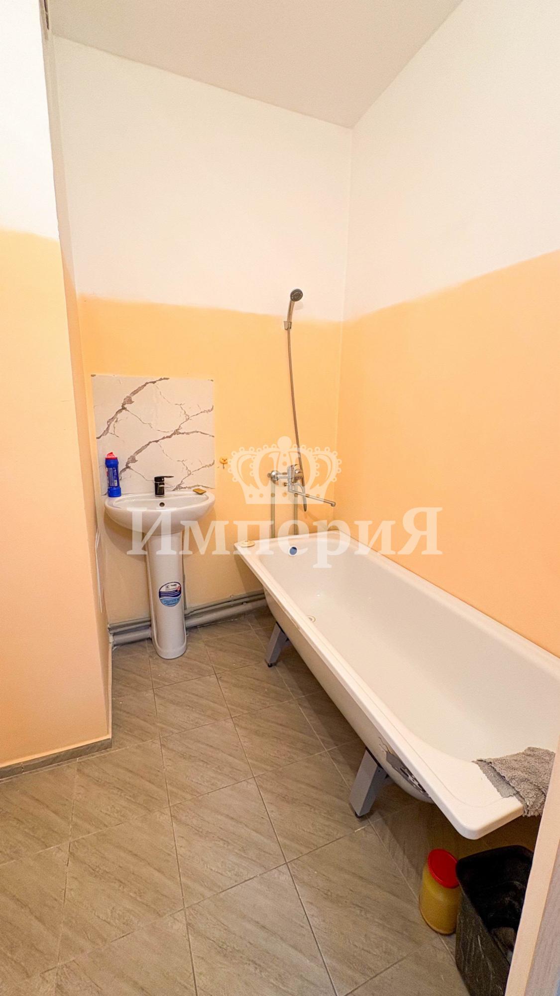 2-комнантная квартира, 61.0 м²,мкр Бирлик за 23 000 000