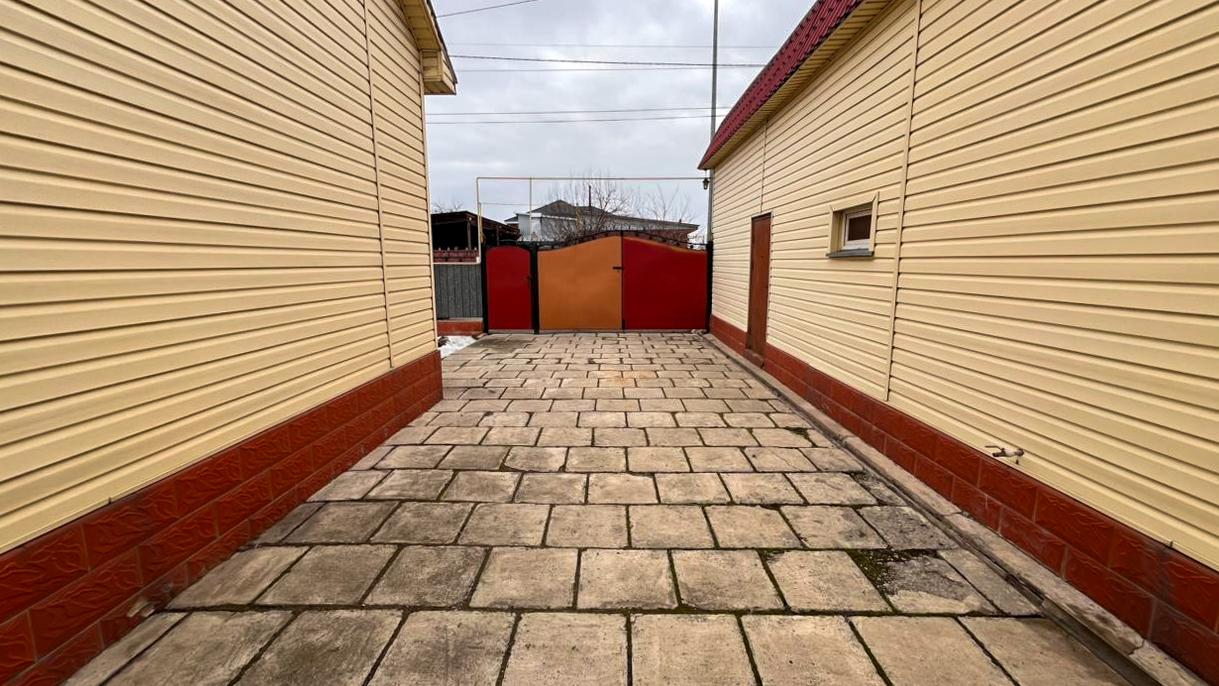 6-комнантный квартира, 187.0 м²,Карамурзанова за 39 500 000