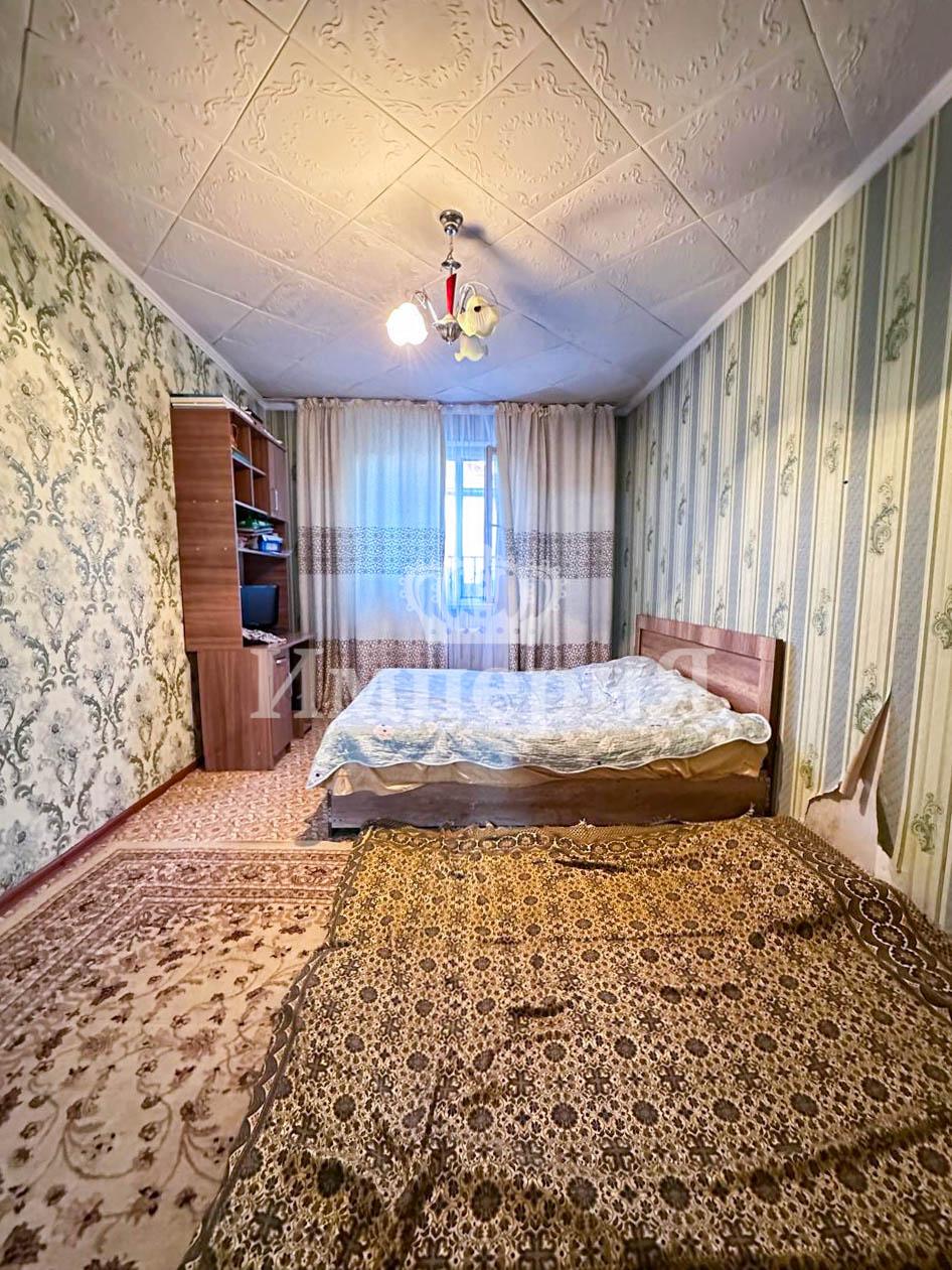 5-комнантный квартира, 1550.0 м²,Аманжолова за 21 000 000