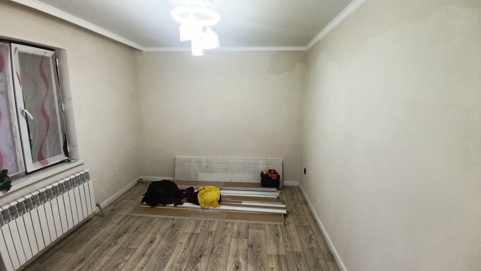 4-комнантный квартира, 100.0 м²,Ескельды Би за 300 000