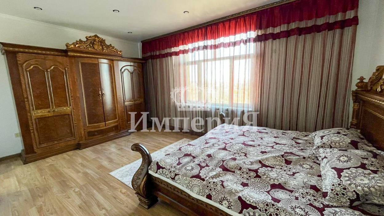 5-комнантная квартира, 168.0 м²,Назарбаева за 56 000 000