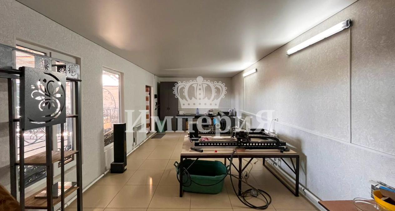 3-комнантный квартира, 90.0 м²,Абая за 42 000 000