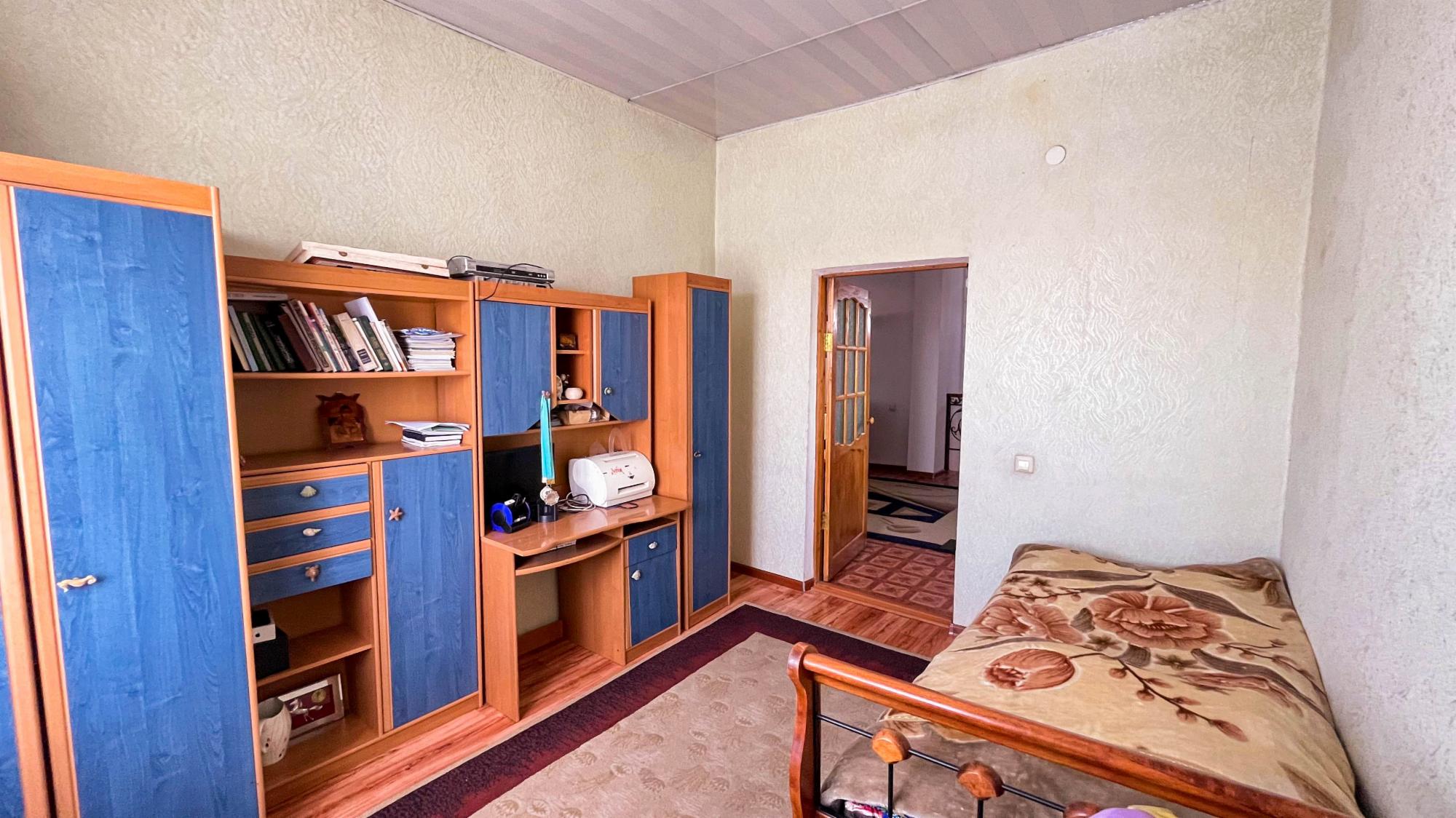 10-комнантный квартира, 260.0 м²,Безродного за 34 500 000