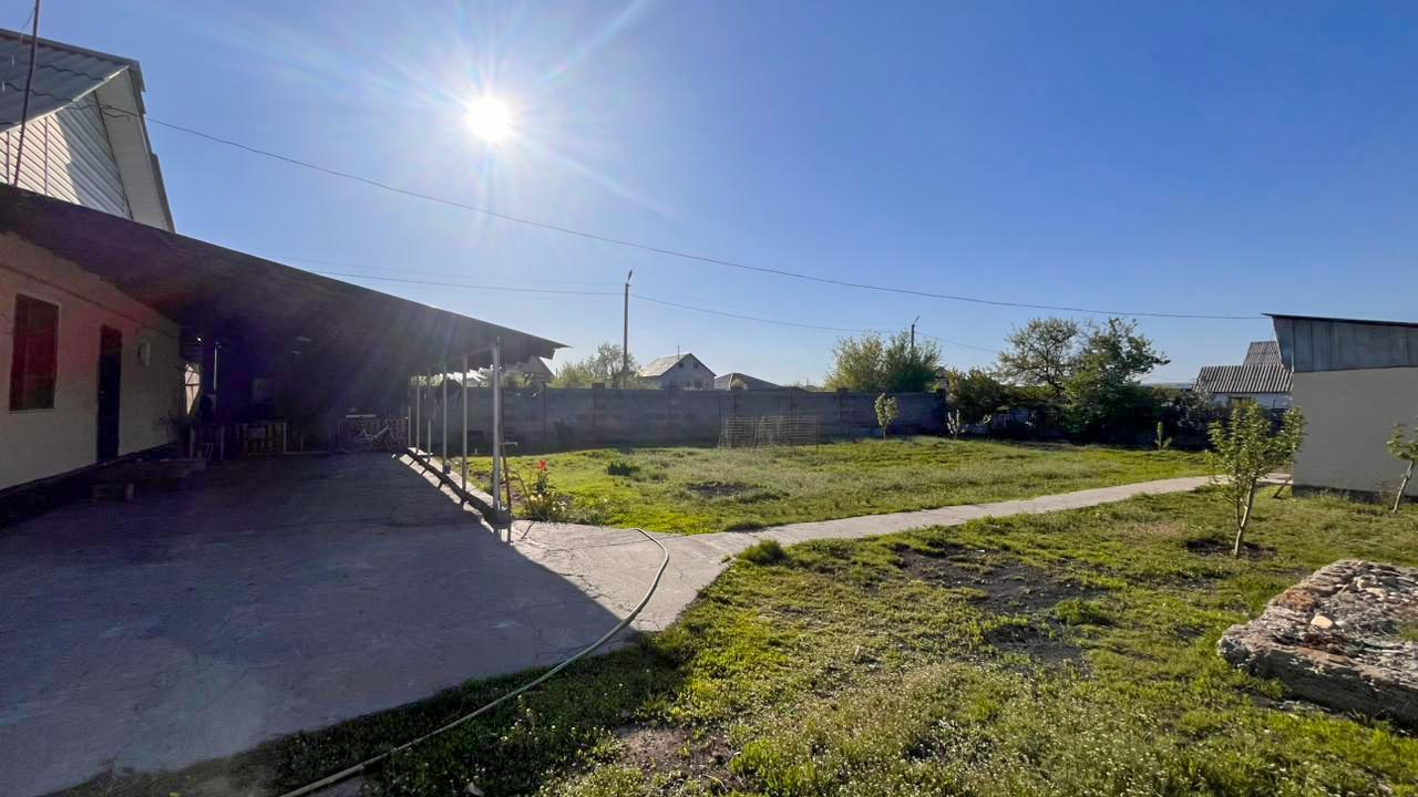 4-комнантный квартира, 106.0 м²,Базарбаева за 30 000 000