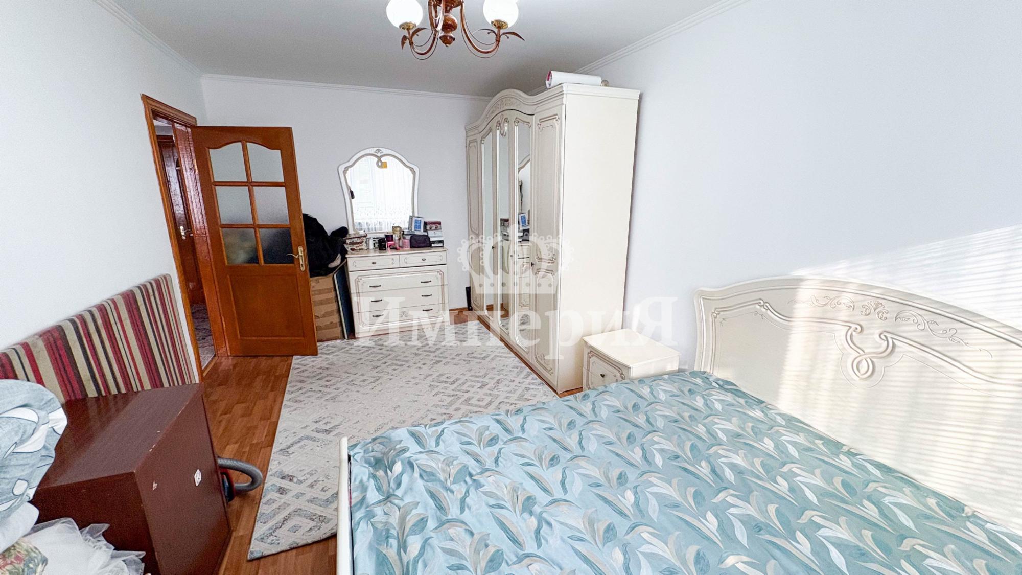 4-комнантная квартира, 76.0 м²,5 мкр за 21 000 000