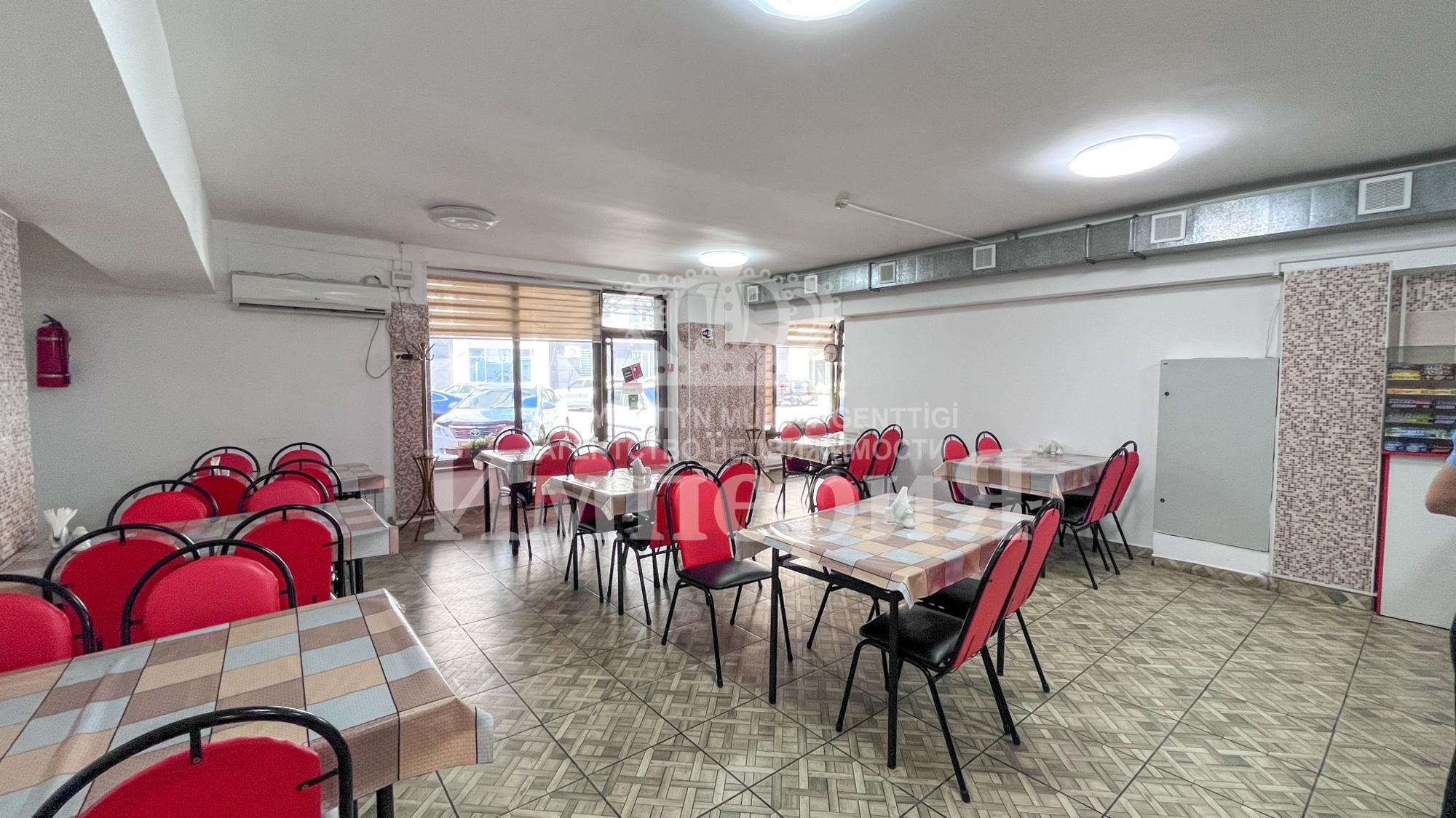5-комнантный квартира, 145.0 м²,Абая за 55 000 000