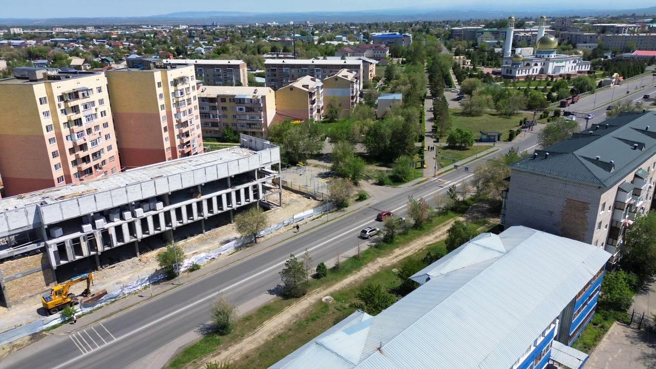 3-комнантная квартира, 143.0 м²,мкр Мушелтой за 59 000 000