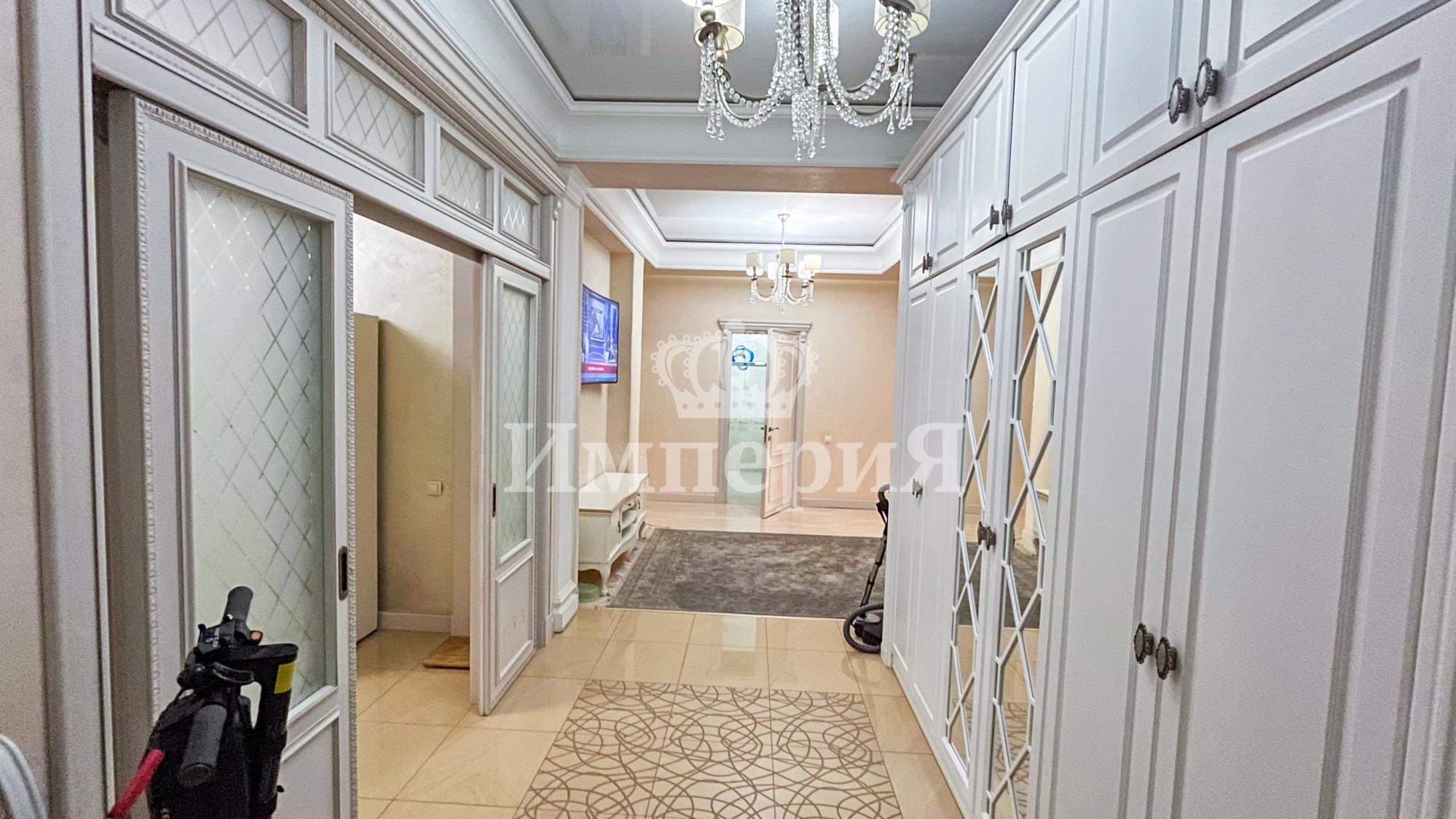 4-комнантная квартира, 161.0 м²,Назарбаева за 75 000 000