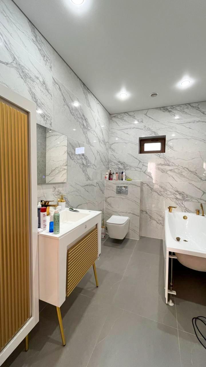 6-комнантный квартира, 236.0 м²,Ак бастау за 120 000 000