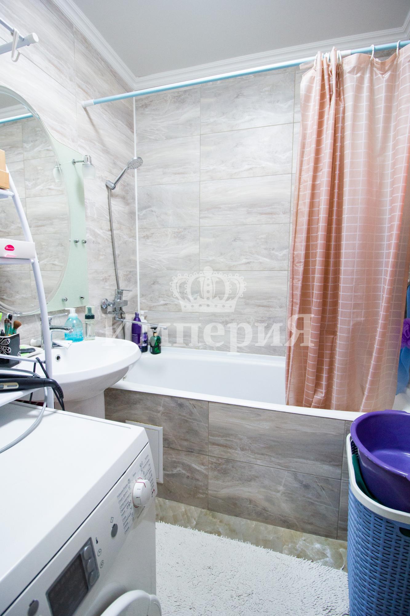 4-комнантная квартира, 91.0 м²,мкр Мушелтой за 32 000 000