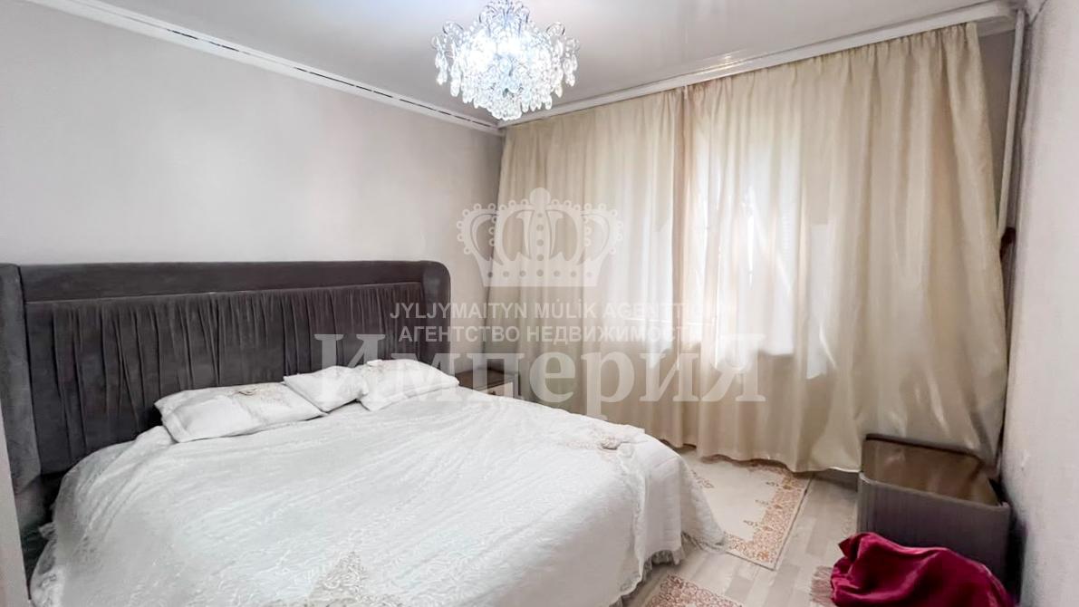 5-комнантная квартира, 110.0 м²,мкр Мушелтой за 38 000 000