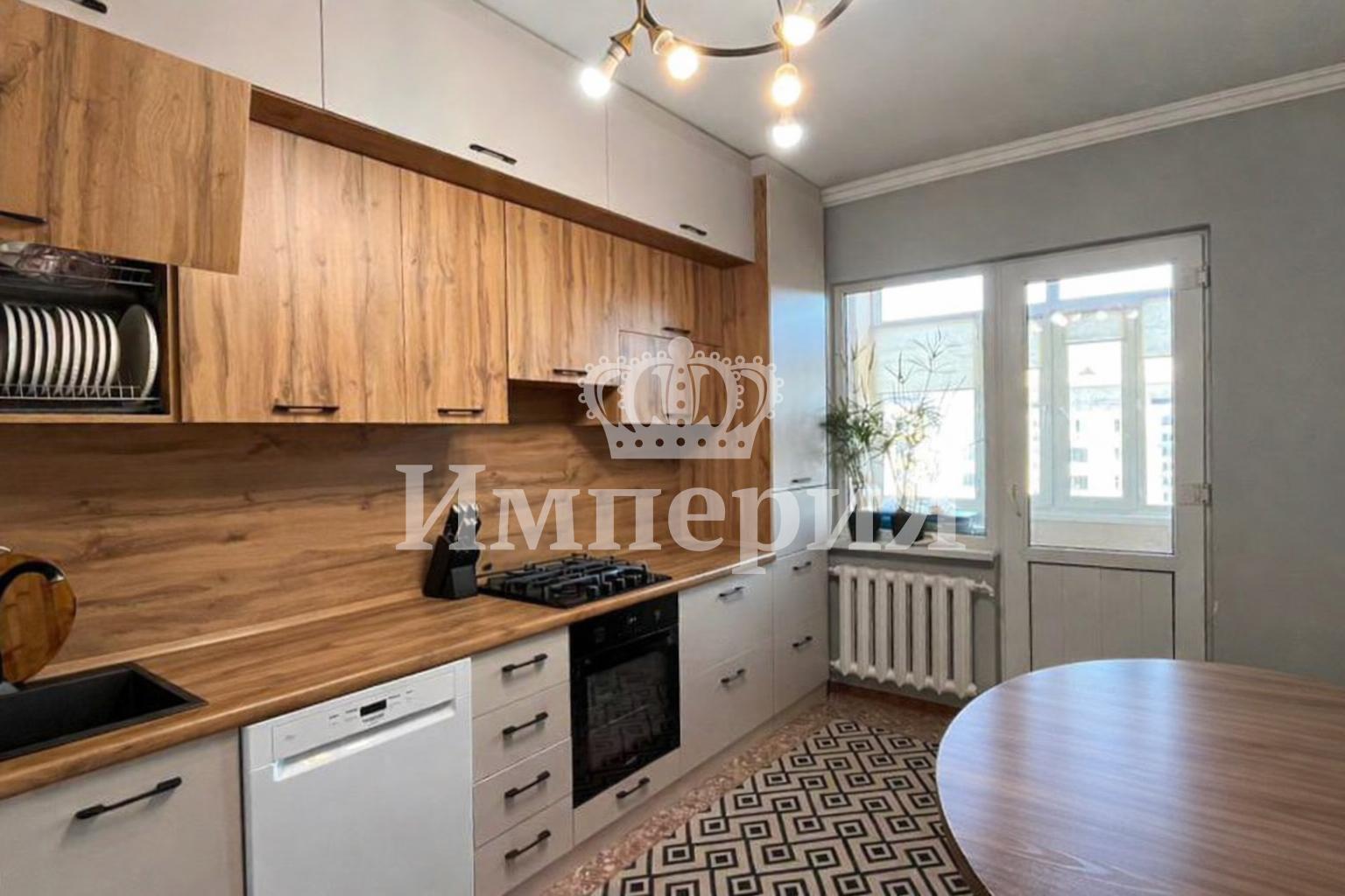 3-комнантная квартира, 90.0 м²,Жансугурова за 35 000 000
