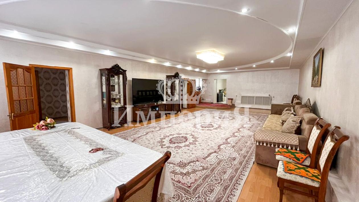 6-комнантный квартира, 415.0 м²,Достык за 70 000 000