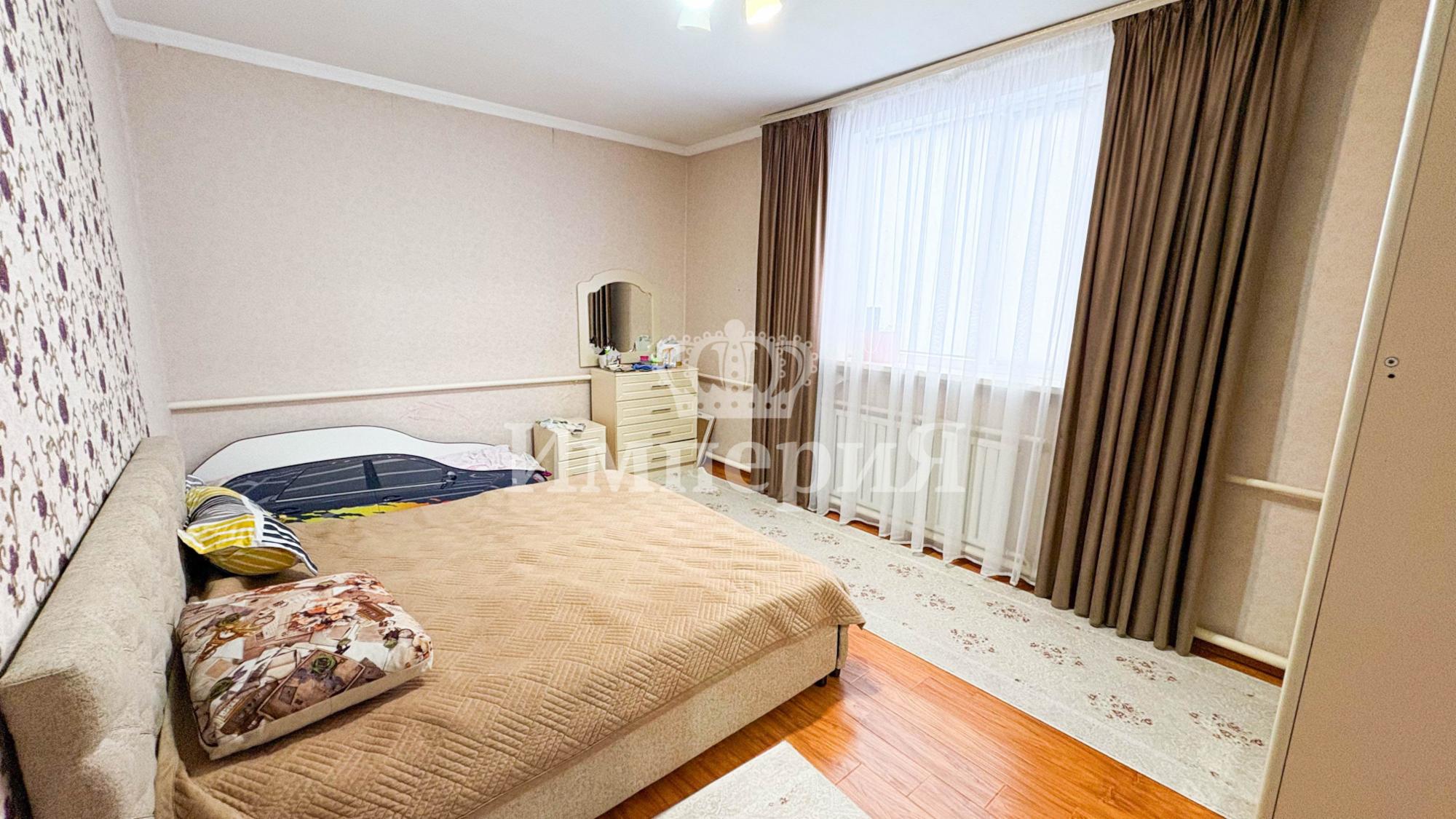 4-комнантный квартира, 110.0 м²,Жарык за 27 700 000
