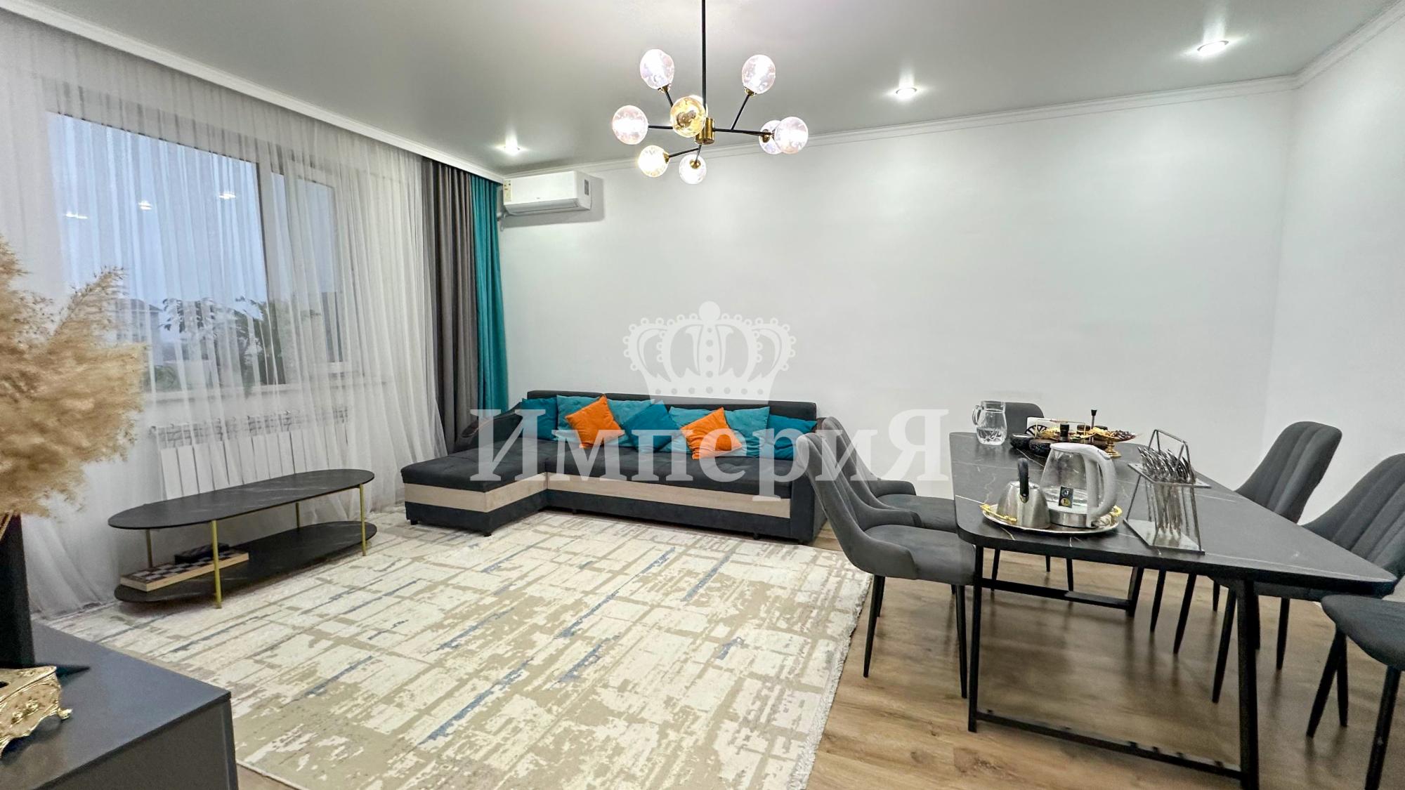 5-комнантная квартира, 160.0 м²,Бирлик за 68 000 000