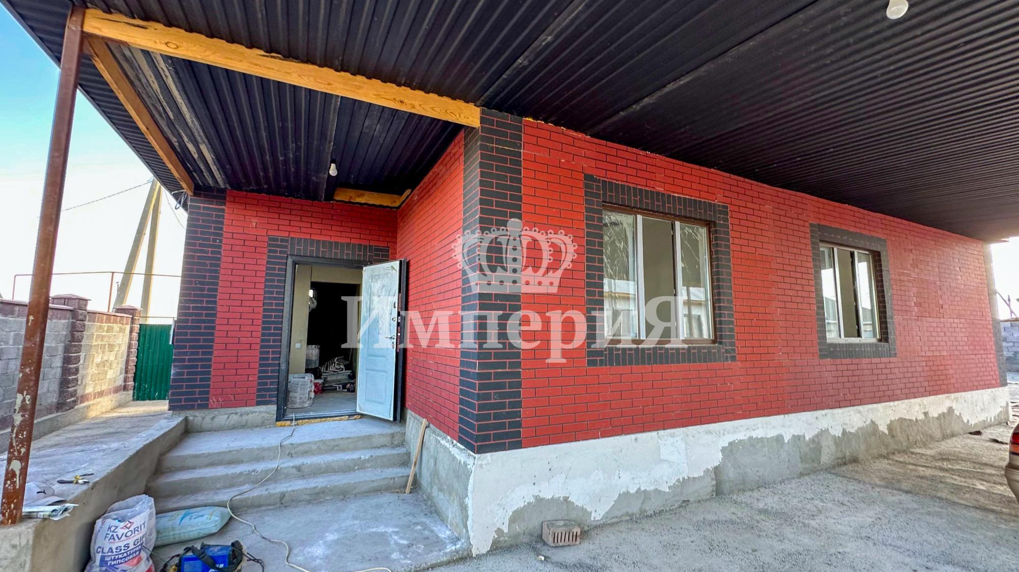 3-комнантный квартира, 243.0 м²,Мукашева за 27 000 000