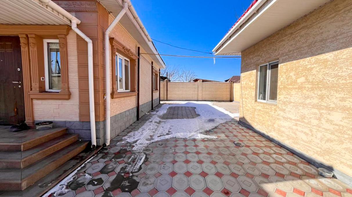 5-комнантный квартира, 185.0 м²,Кабанбай Батыра за 60 000 000