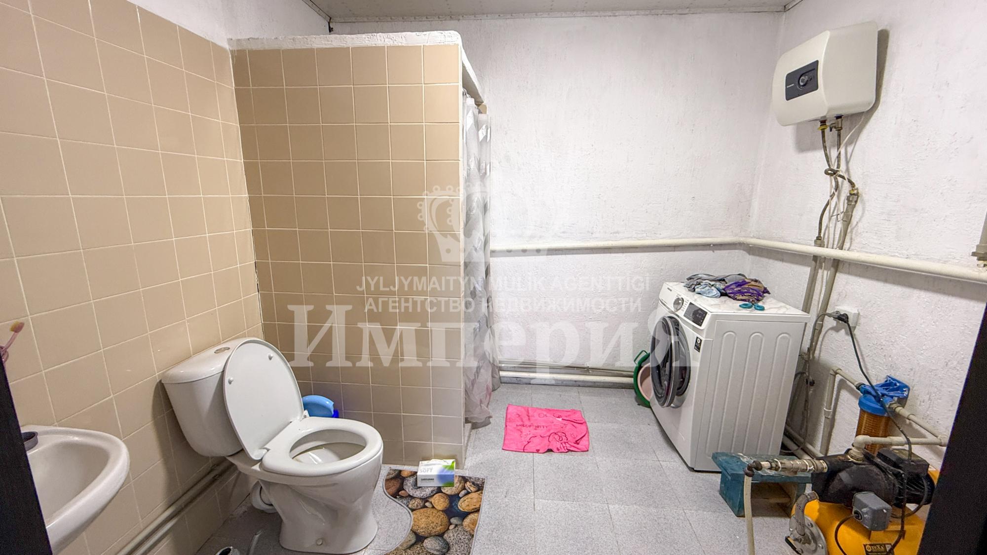 4-комнантный квартира, 67.0 м²,Кудайбердиева за 13 500 000