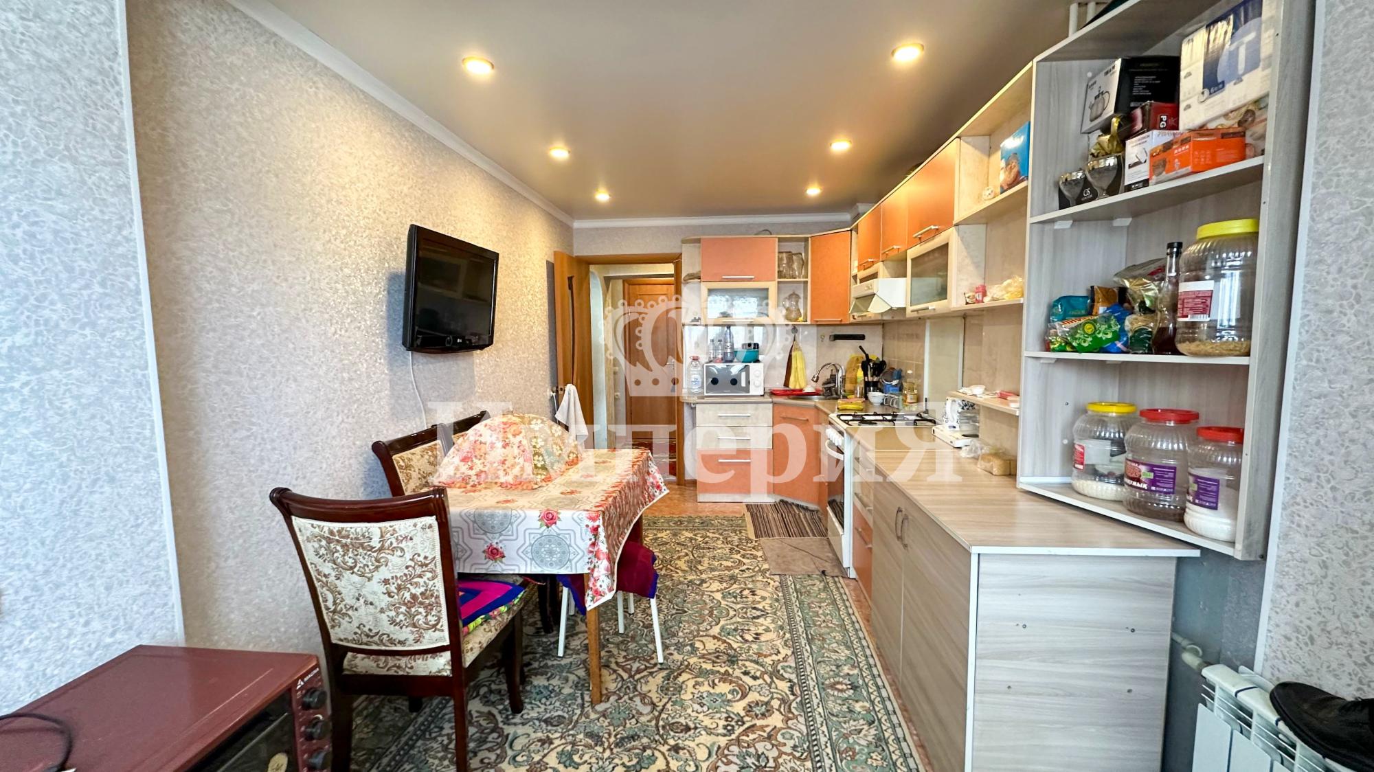4-комнантная квартира, 86.0 м²,5 мкр за 25 000 000