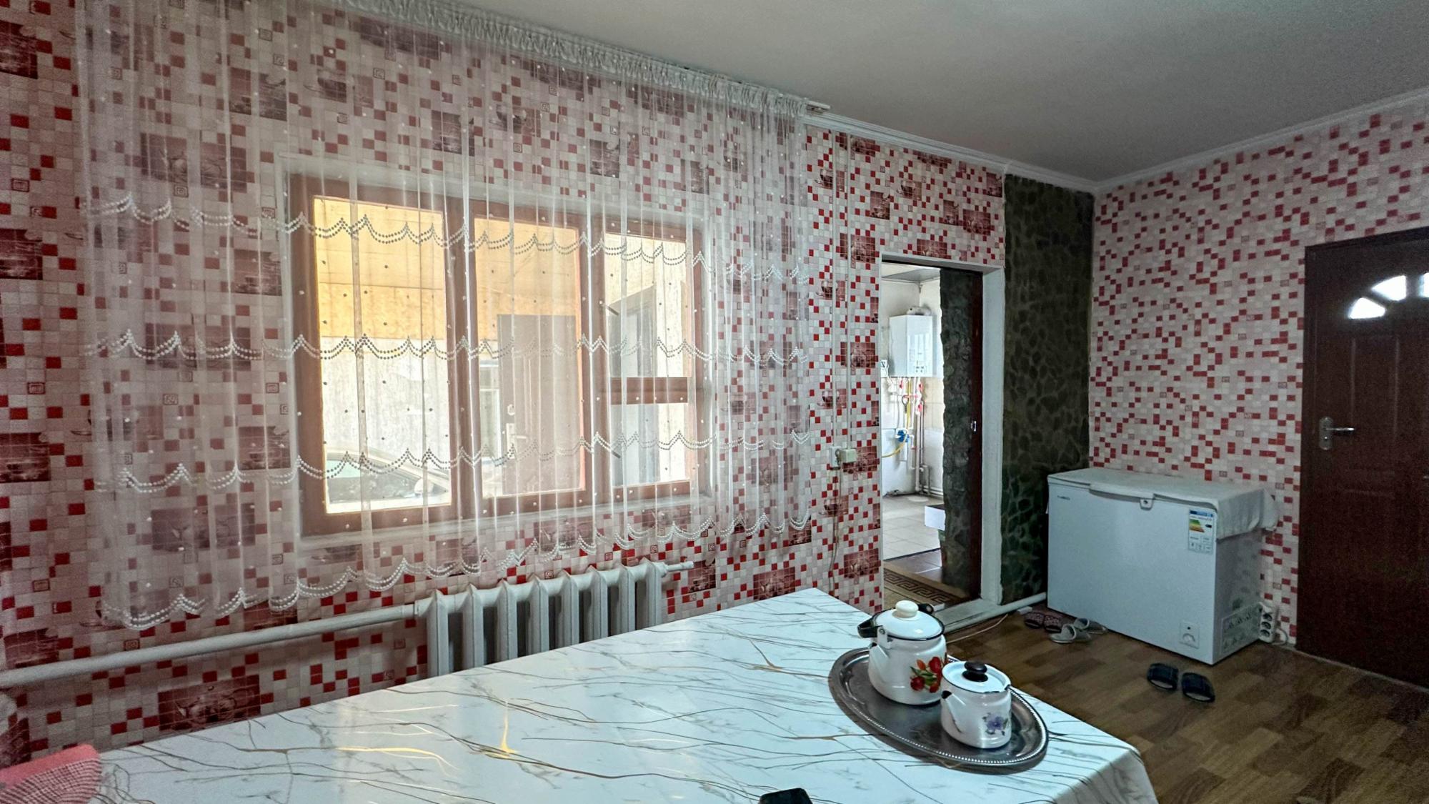 4-комнантный квартира, 71.0 м²,Бугор за 21 000 000