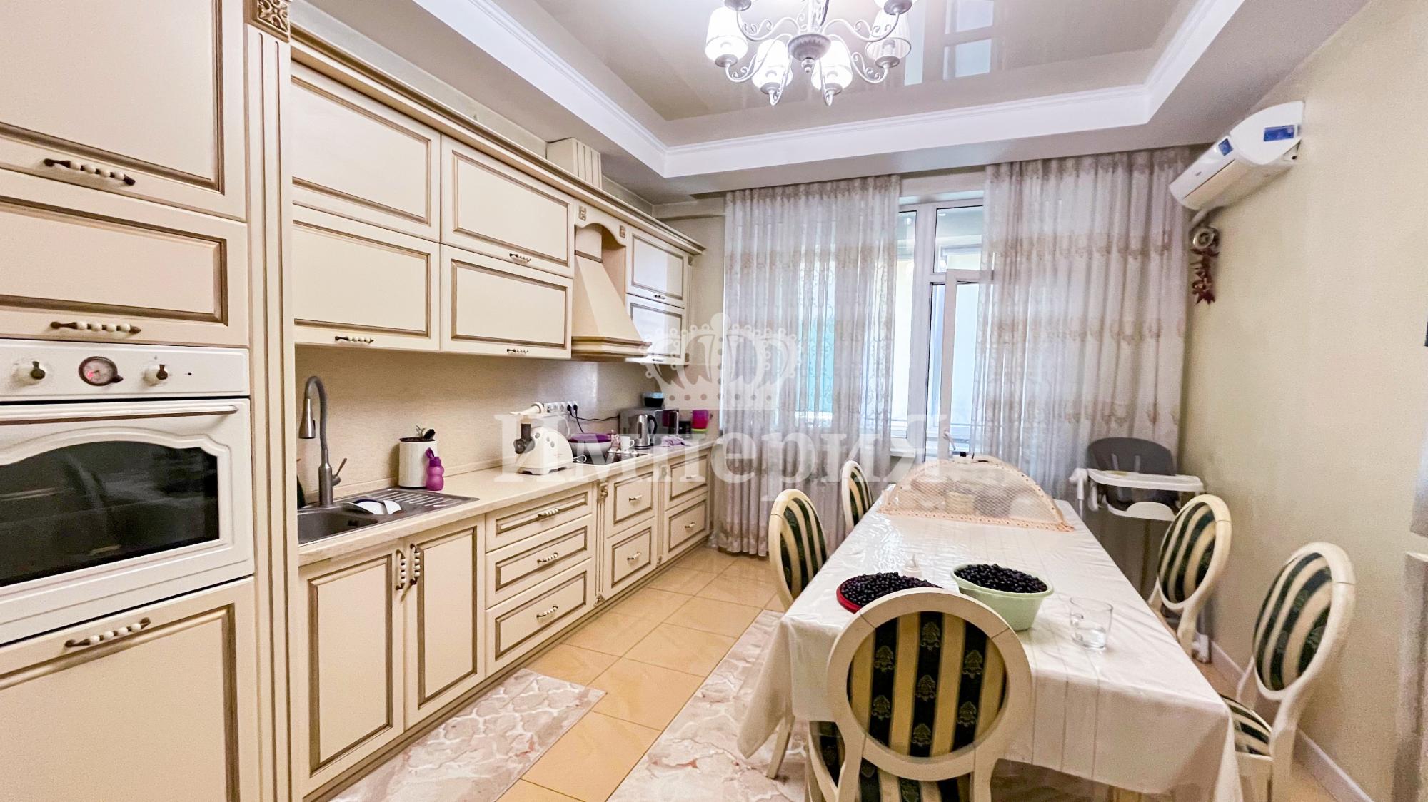 4-комнантная квартира, 170.0 м²,Каратал за 70 000 000
