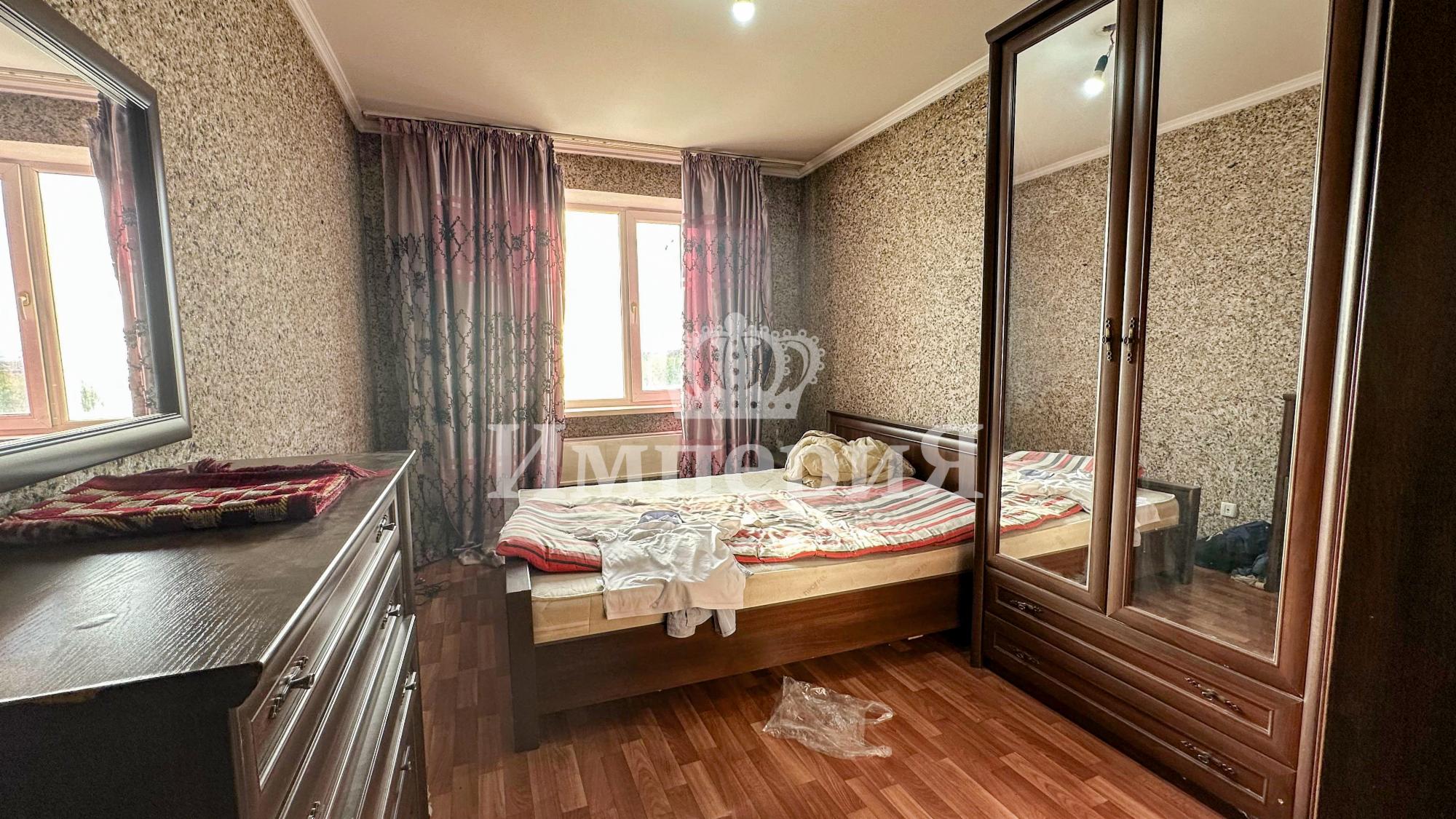 4-комнантная квартира, 86.0 м²,Военный городок за 23 300 000