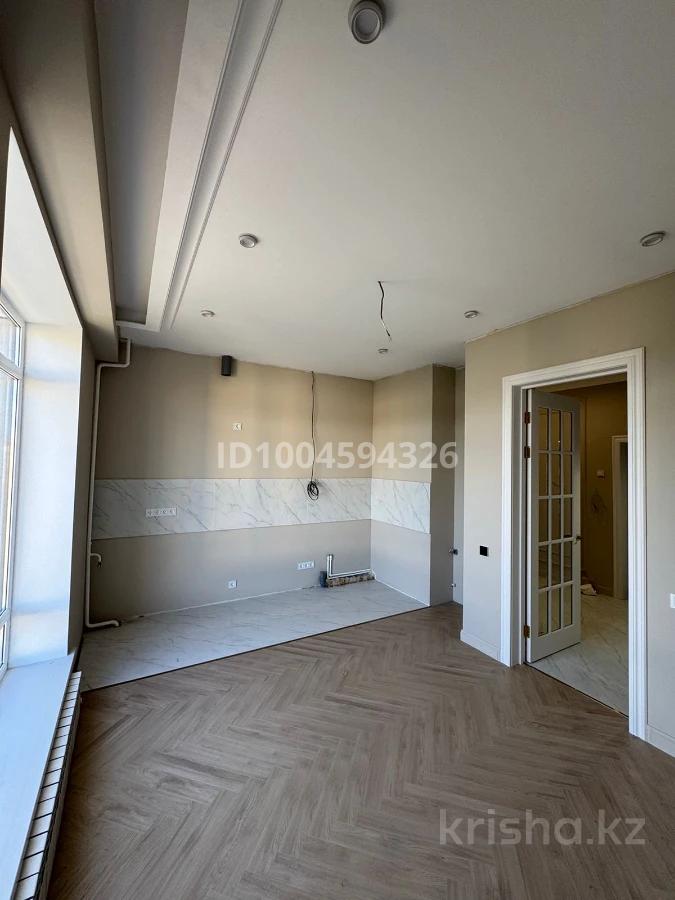 92-комнантная квартира, 92.0 м²,Каратал за 59 000 000