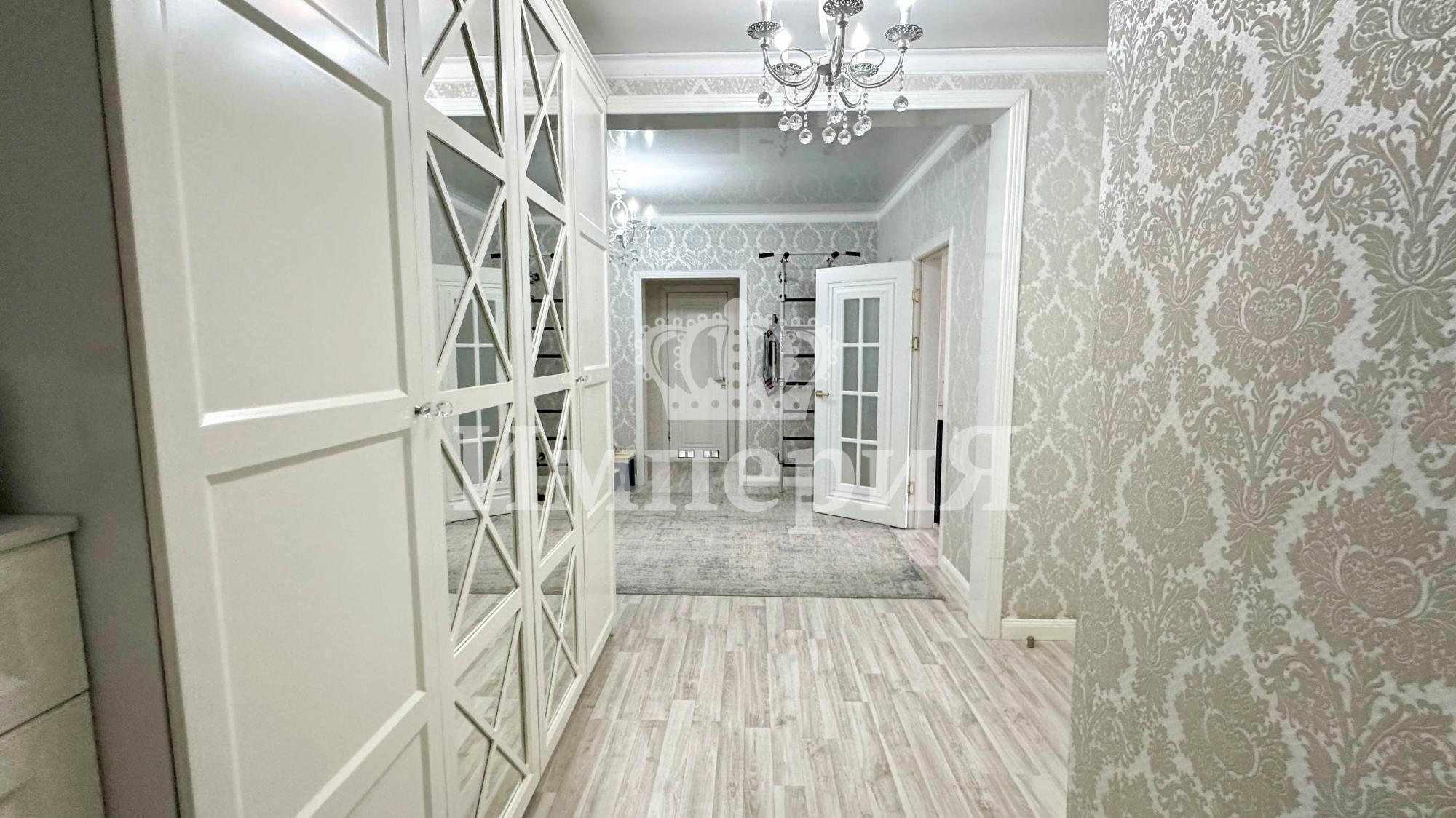 5-комнантная квартира, 141.5 м²,Бирлик за 53 000 000