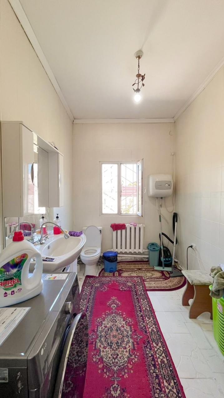 5-комнантная квартира, 95.0 м²,Гаухар Ана за 32 000 000