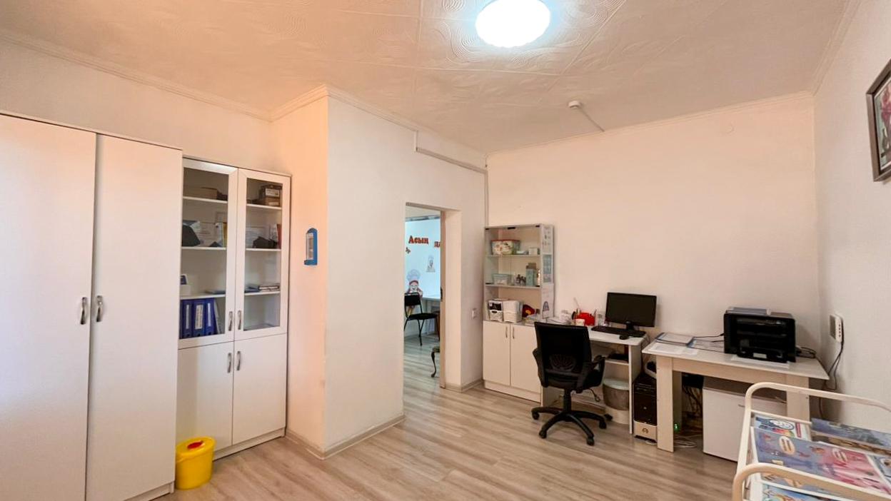 8-комнантный квартира, 311.0 м²,Жазиралы за 75 000 000