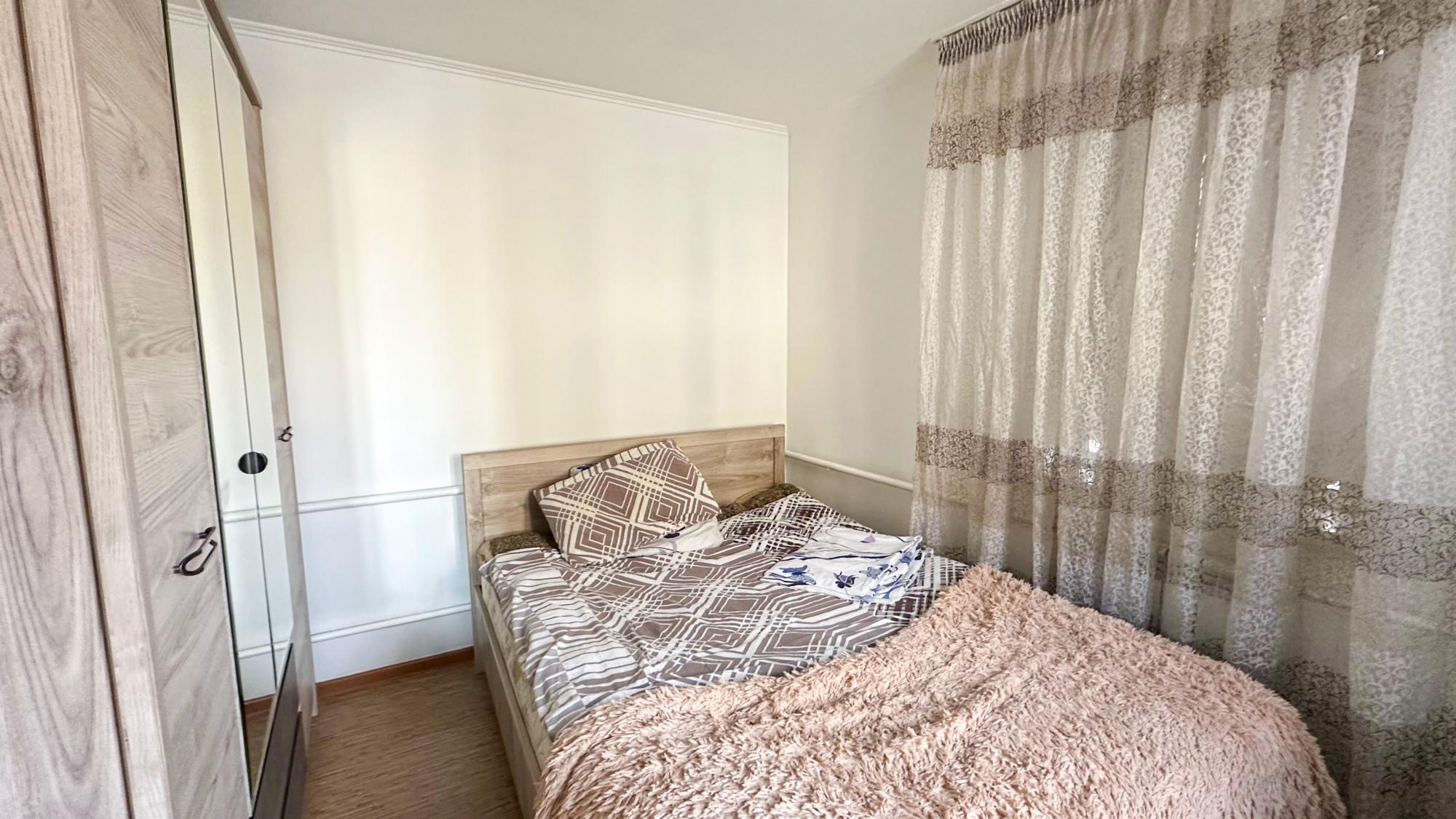 6-комнантный квартира, 70.4 м²,Еркин за 25 600 000