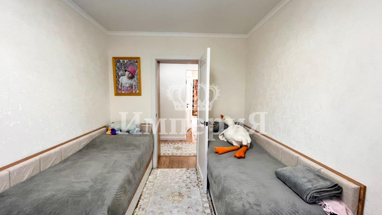 4-комнантная квартира, 74.0 м²,5 мкр за 32 000 000