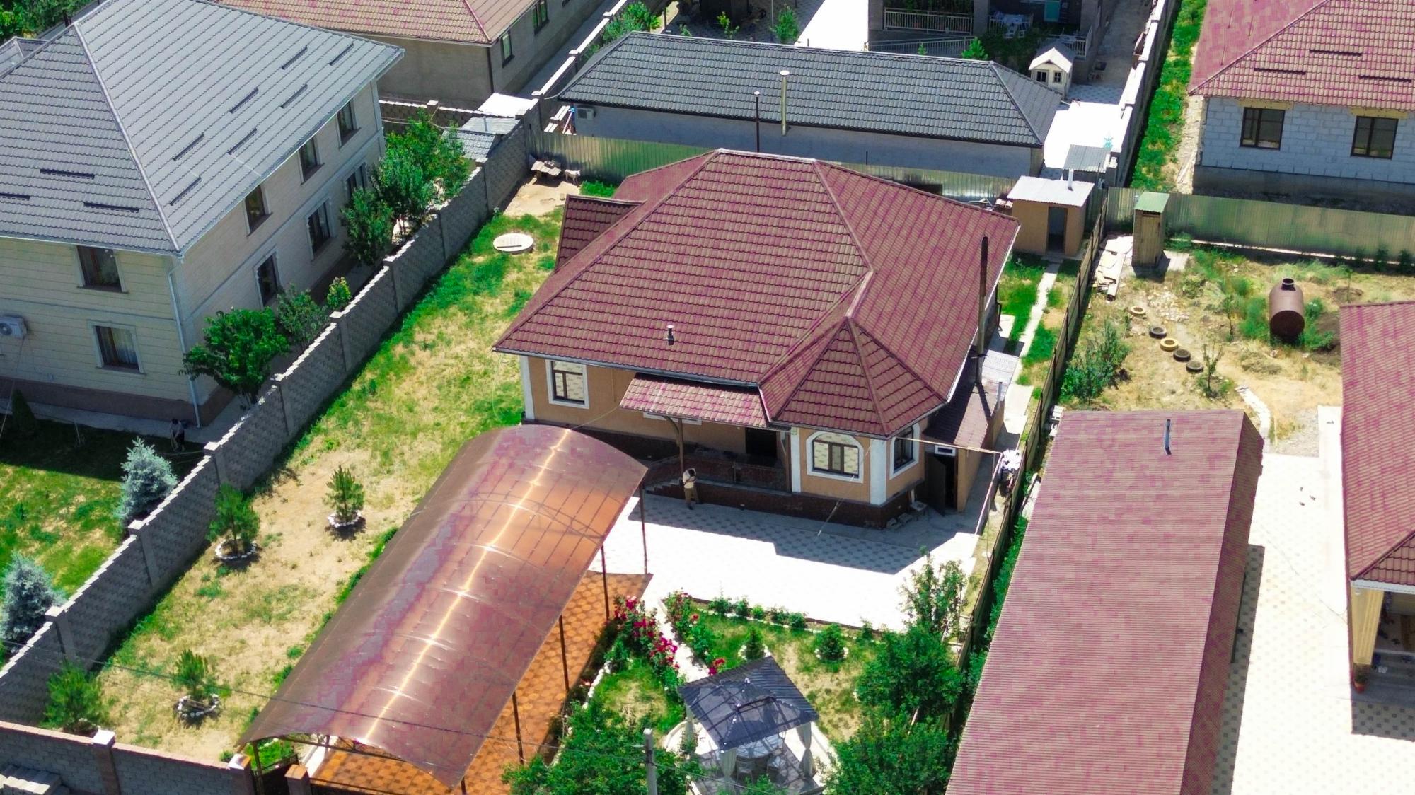 6-комнантный квартира, 160.0 м²,Есенберлина за 63 000 000