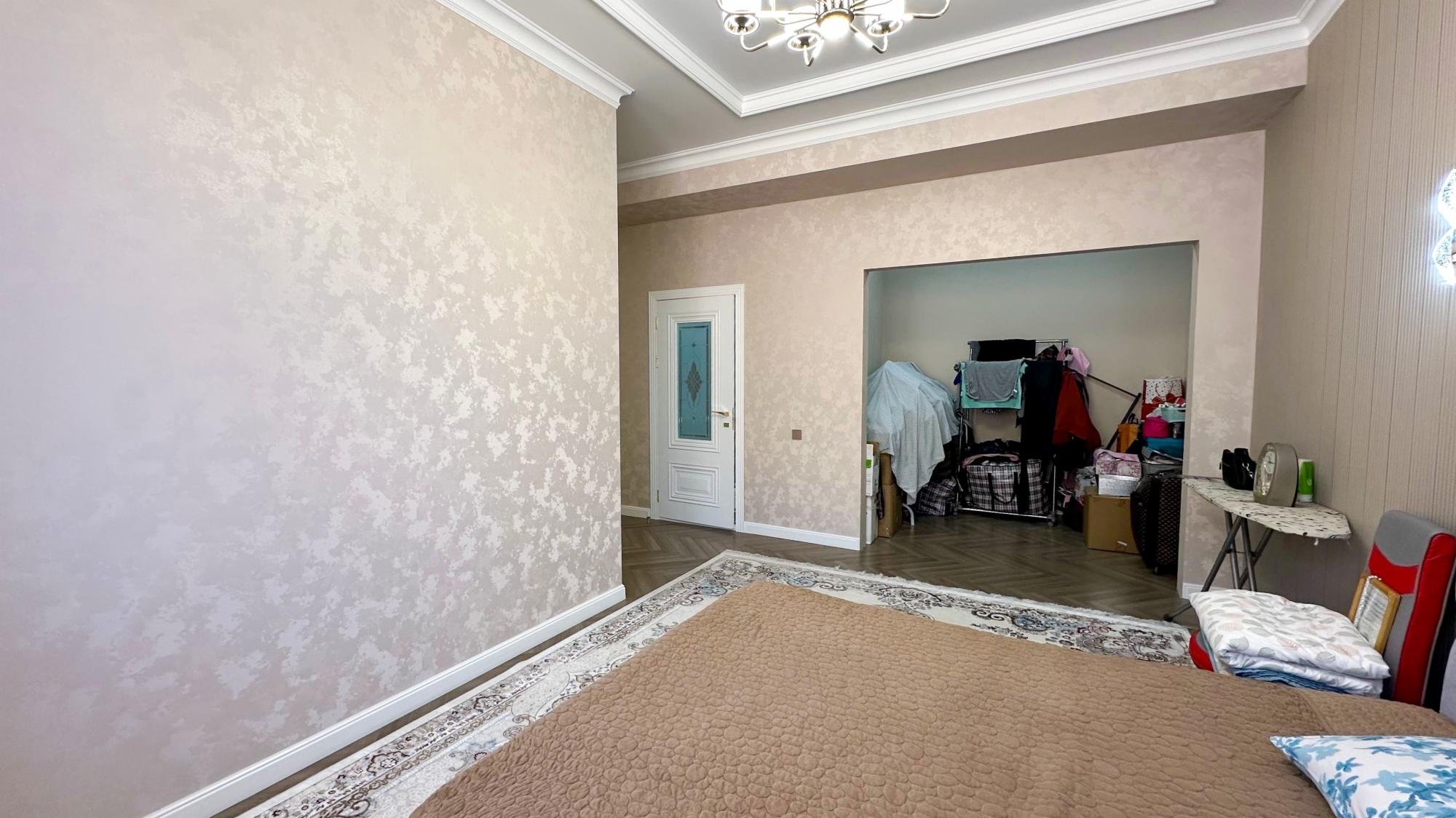 6-комнантный квартира, 280.0 м²,Жастар за 138 000 000