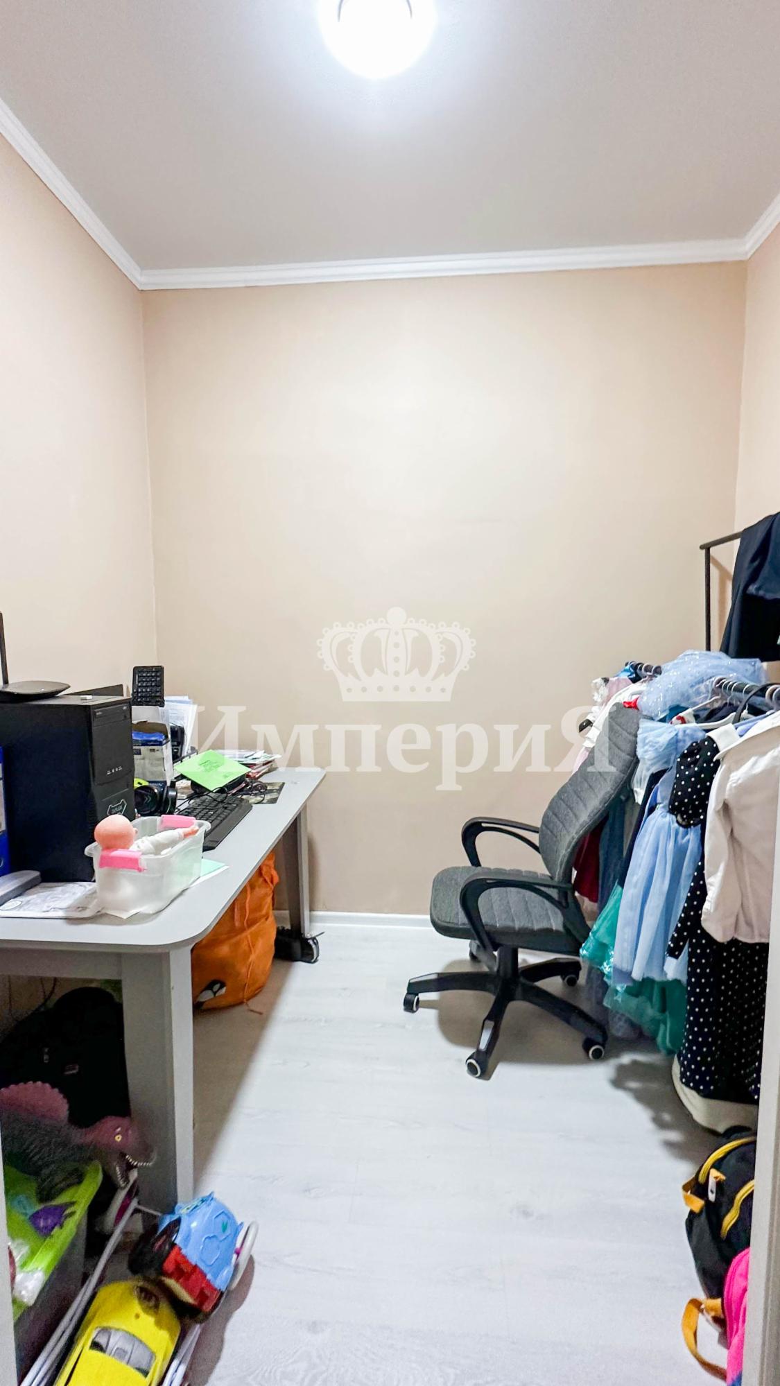 4-комнантная квартира, 130.0 м²,5 мкр за 45 000 000