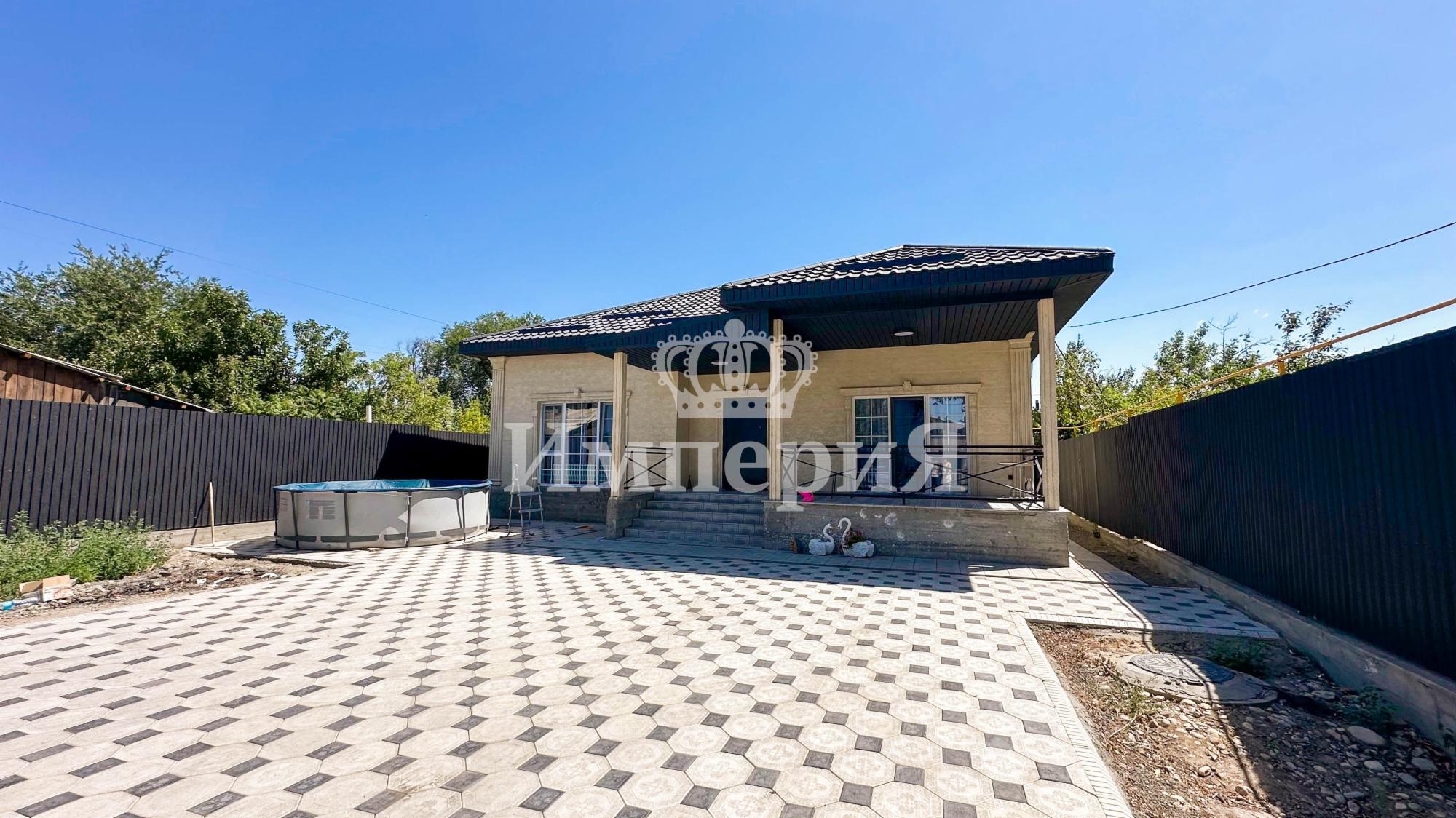 4-комнантный квартира, 150.0 м²,Абая за 57 000 000