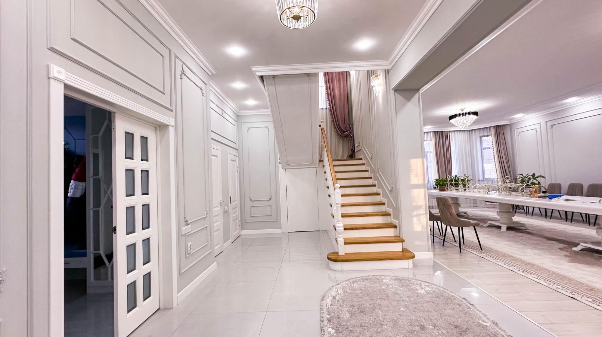 7-комнантный квартира, 323.0 м²,Избасарова за 100 000 000