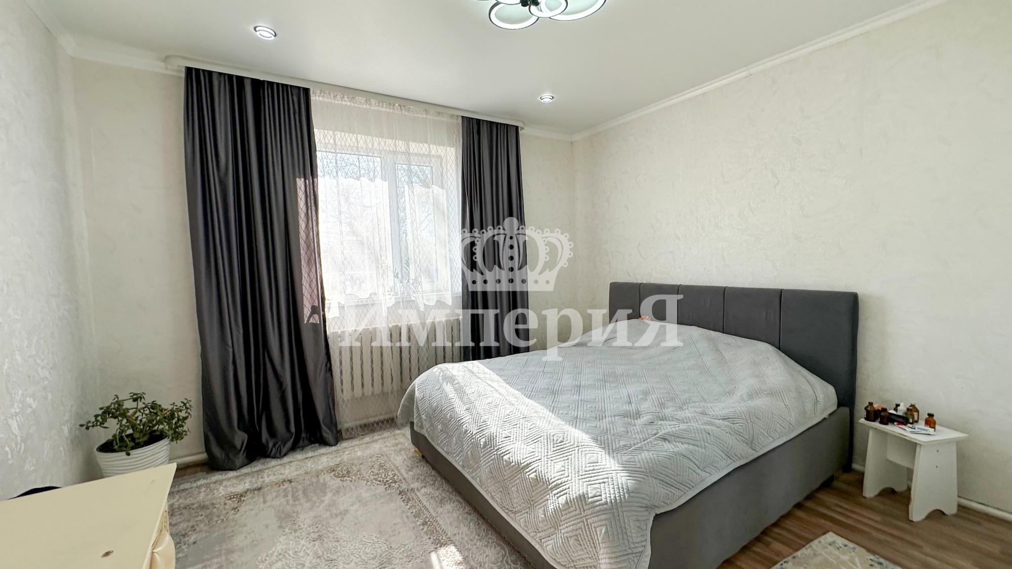 4-комнантный квартира, 140.0 м²,Есбатыр Есбатырова за 40 000 000