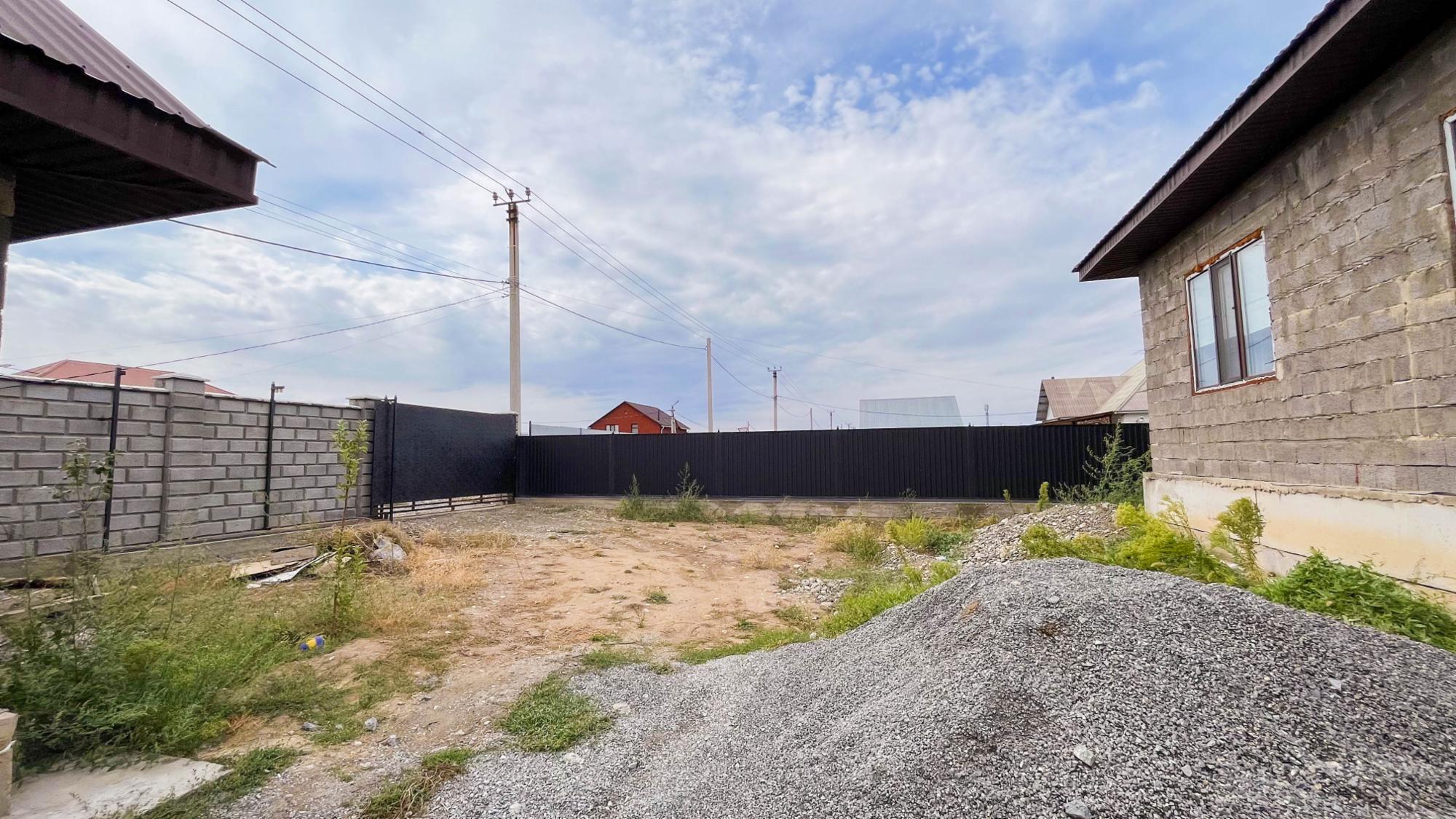 5-комнантный квартира, 200.9 м²,Баян батыра за 57 000 000