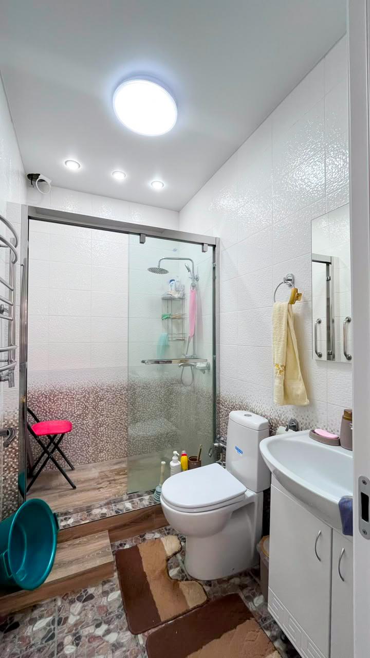 9-комнантный квартира, 215.0 м²,Коктем за 100 000 000