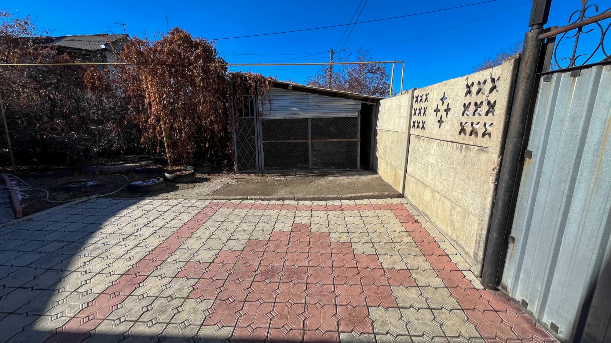 5-комнантный квартира, 103.0 м²,Шаляпина за 270 000 001