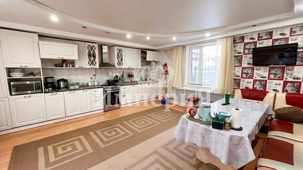 6-комнантный квартира, 415.0 м²,Достык за 70 000 000