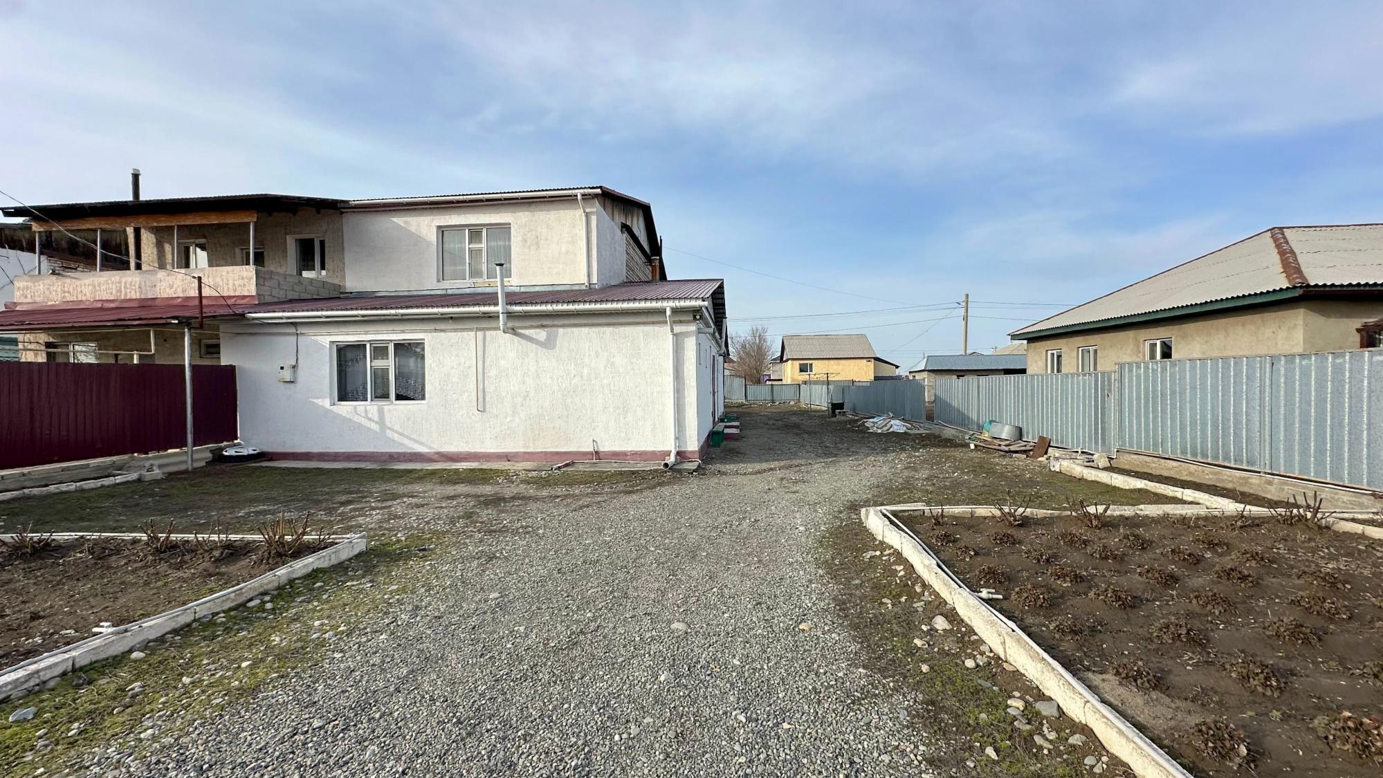 6-комнантный квартира, 165.0 м²,Степанова за 22 000 000