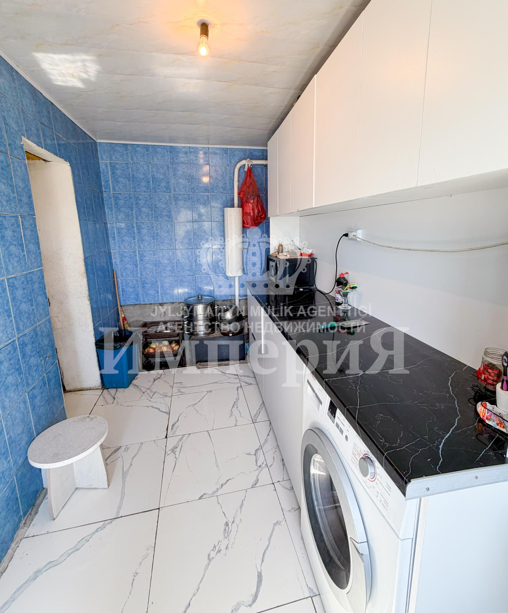 4-комнантный квартира, 63.0 м²,Бугор за 13 000 000