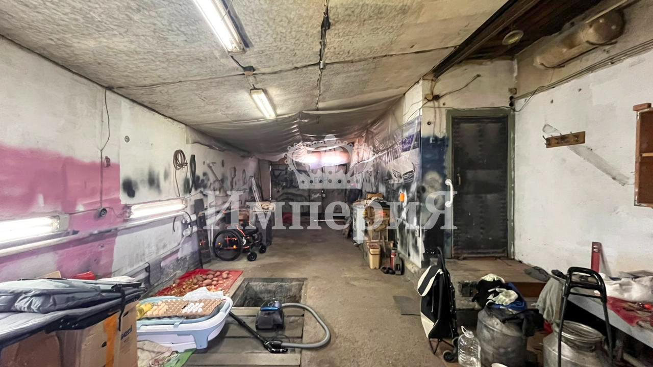 4-комнантный квартира, 92.0 м²,Аксуйская за 20 000 000