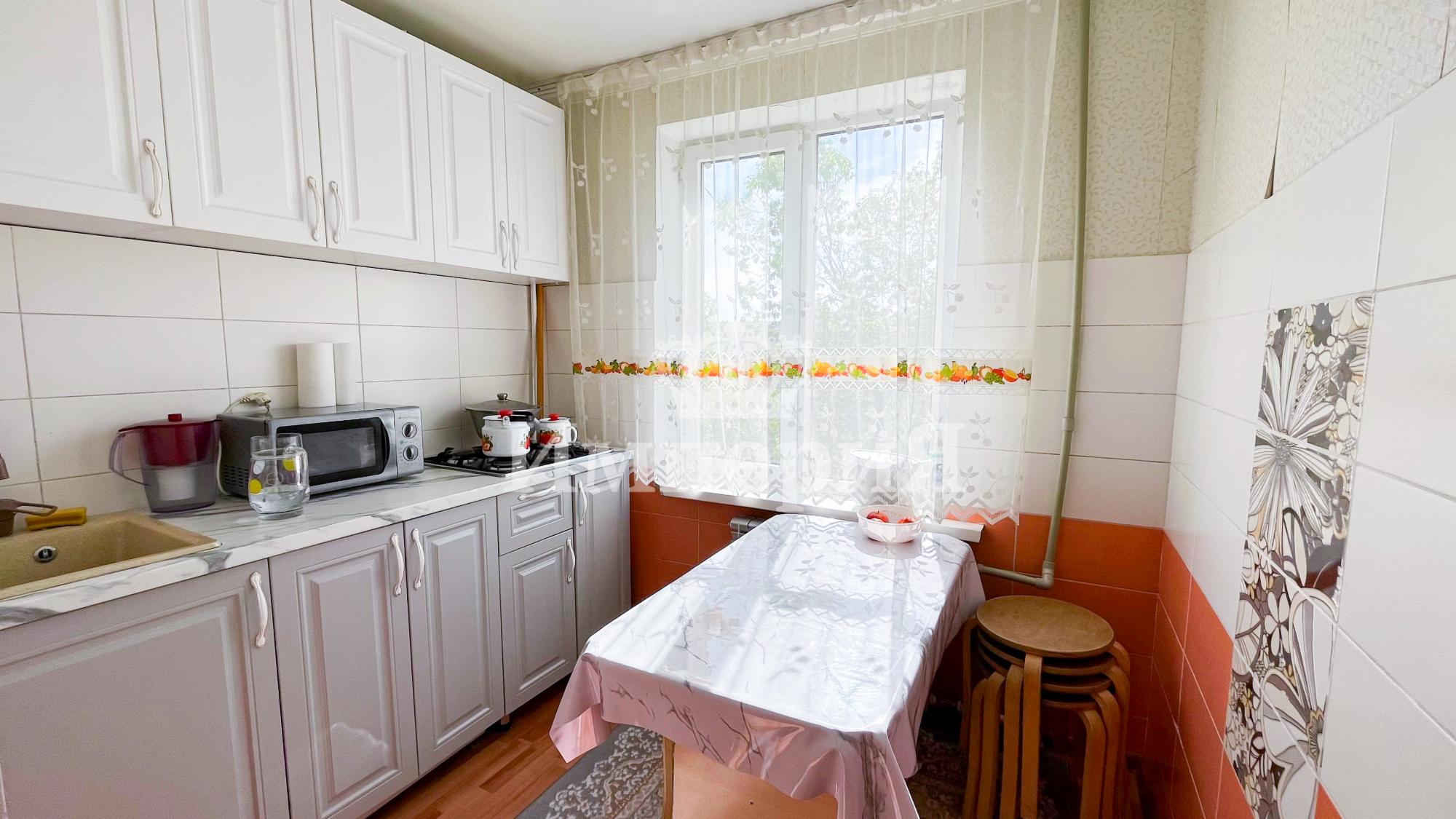 3-комнантная квартира, 57.0 м²,Алдабергенова за 190 000 000